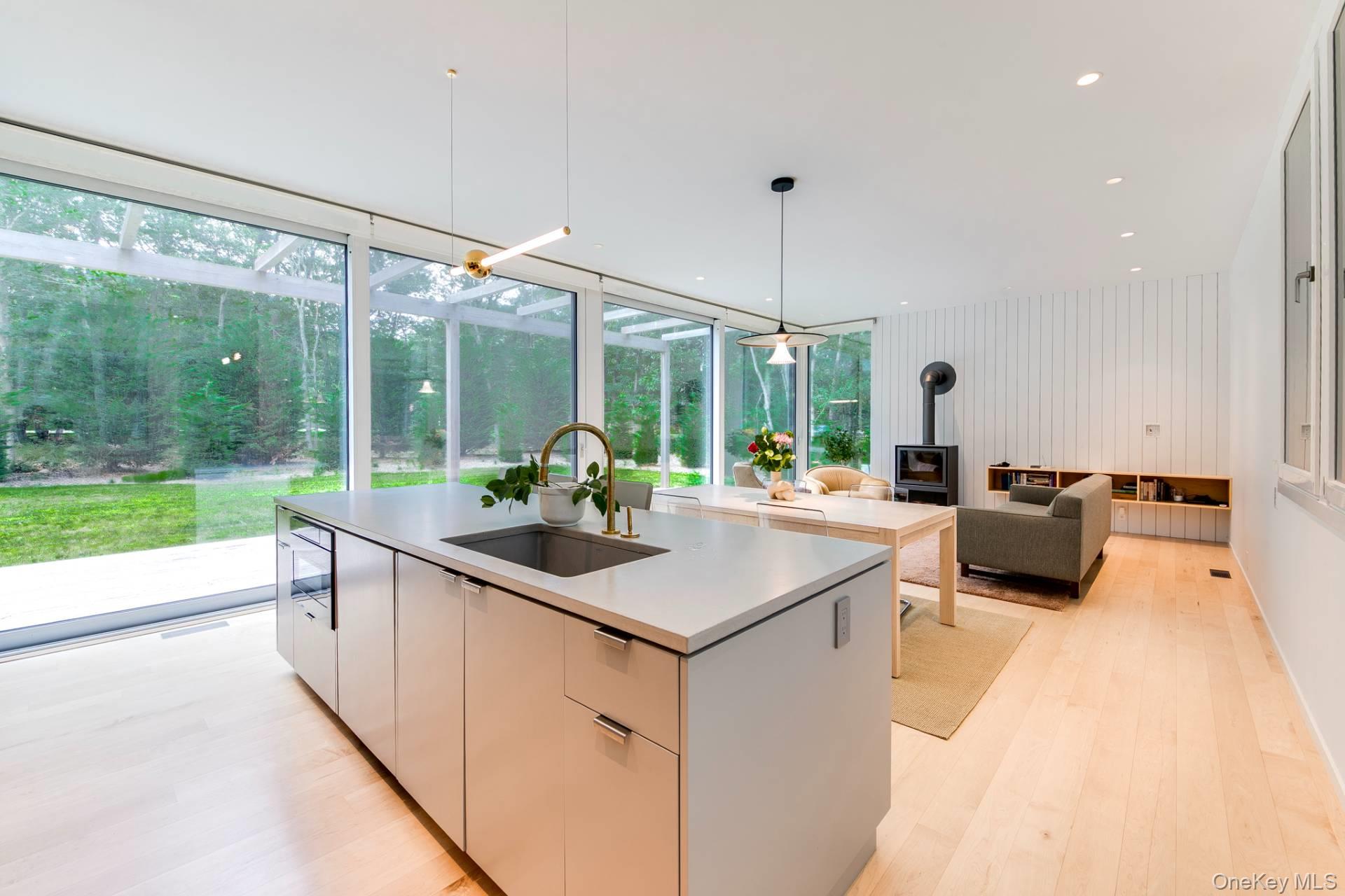 3 Birdie Lane, East Hampton, NY 11937