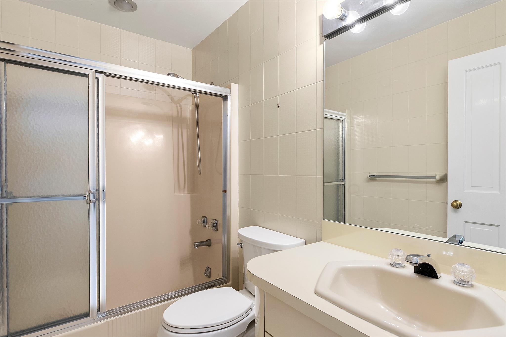 14 Pheasant Hill Lane, Old Brookville, NY 11545