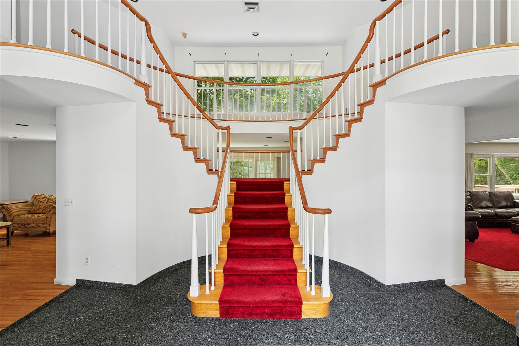 14 Pheasant Hill Lane, Old Brookville, NY 11545