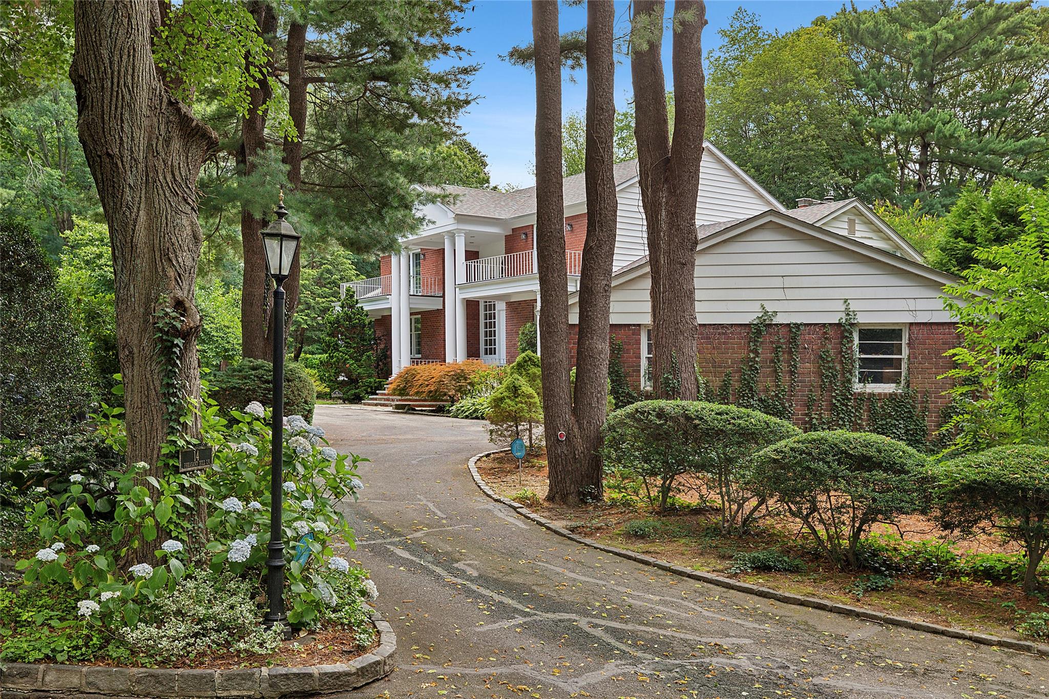 14 Pheasant Hill Lane, Old Brookville, NY 11545