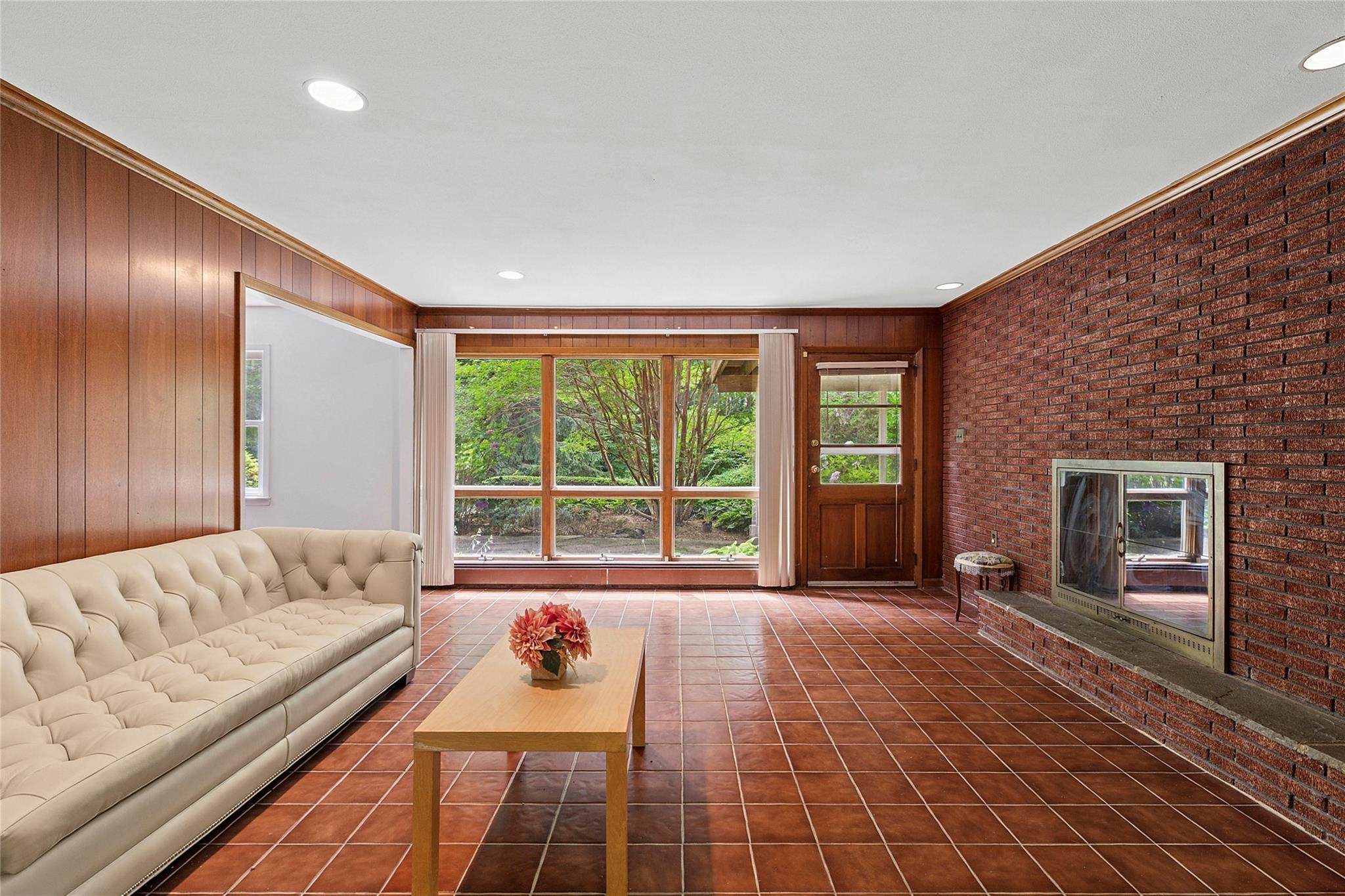 14 Pheasant Hill Lane, Old Brookville, NY 11545