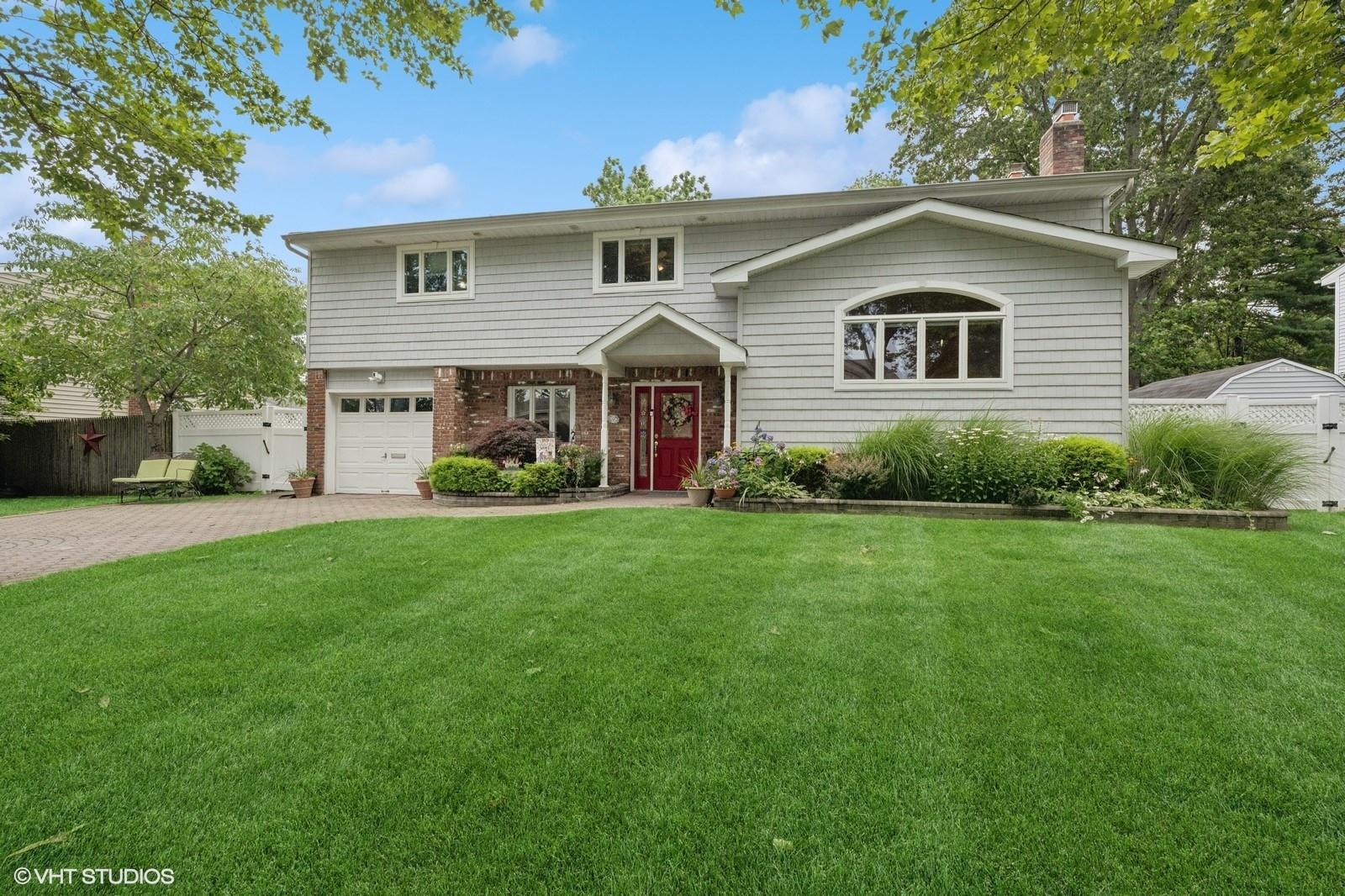 9 Fern Drive W, Jericho, NY 11753
