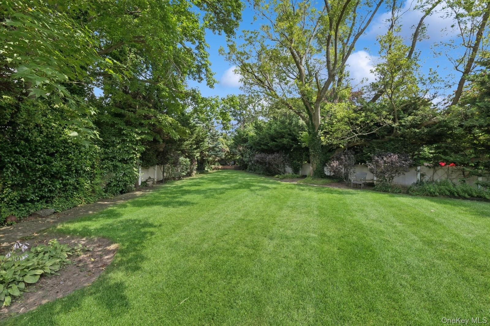 328 W Ivy Hill Road, Woodsburgh, NY 11598