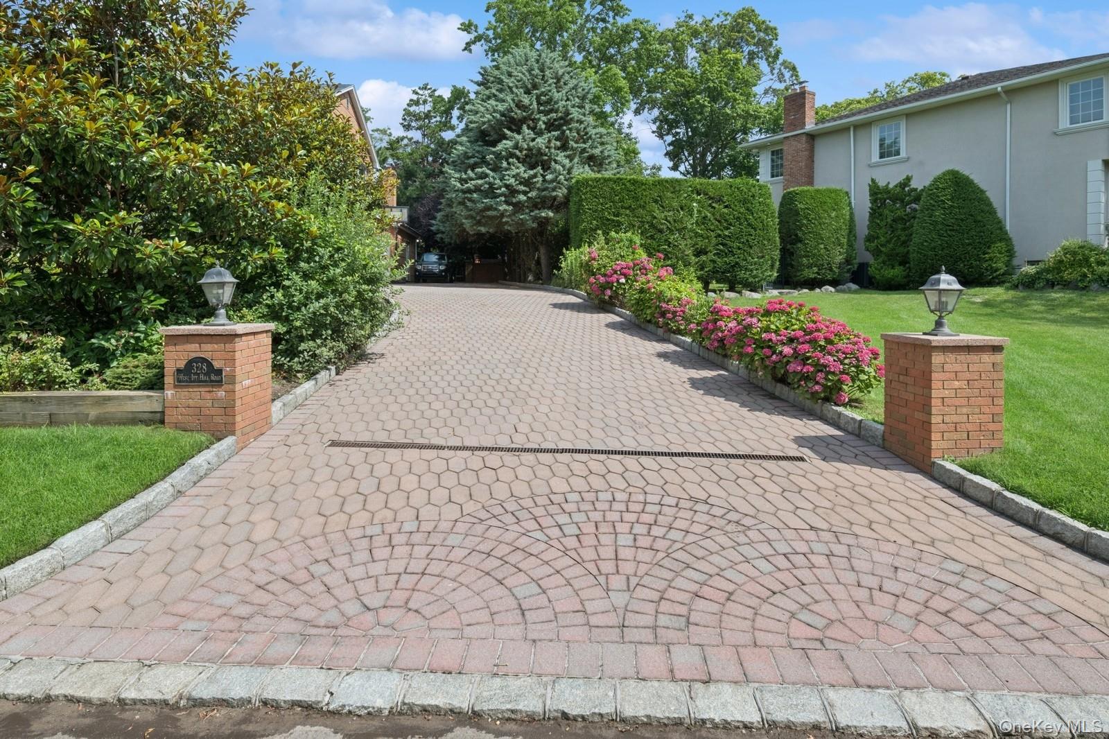 328 W Ivy Hill Road, Woodsburgh, NY 11598