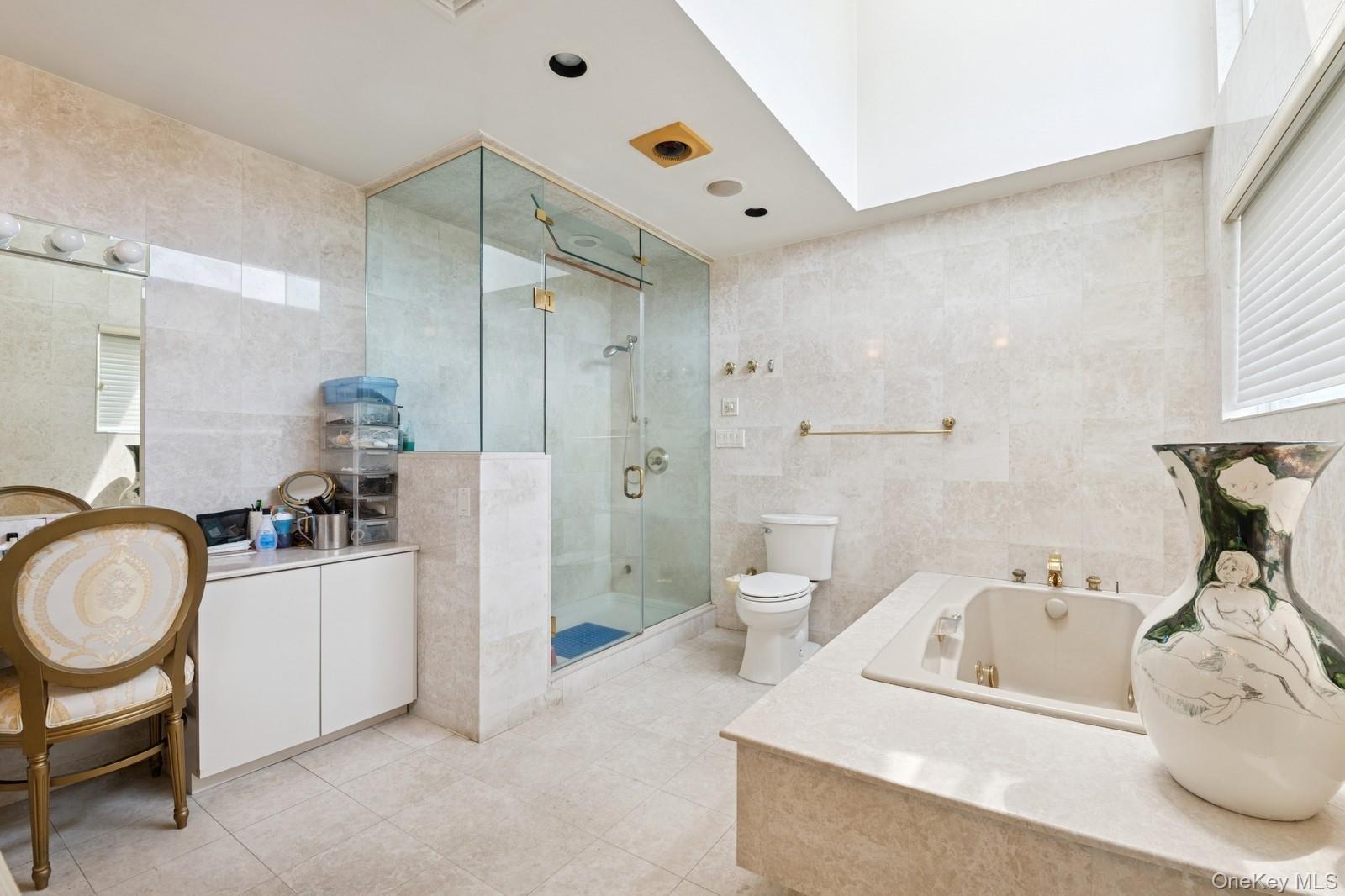 328 W Ivy Hill Road, Woodsburgh, NY 11598