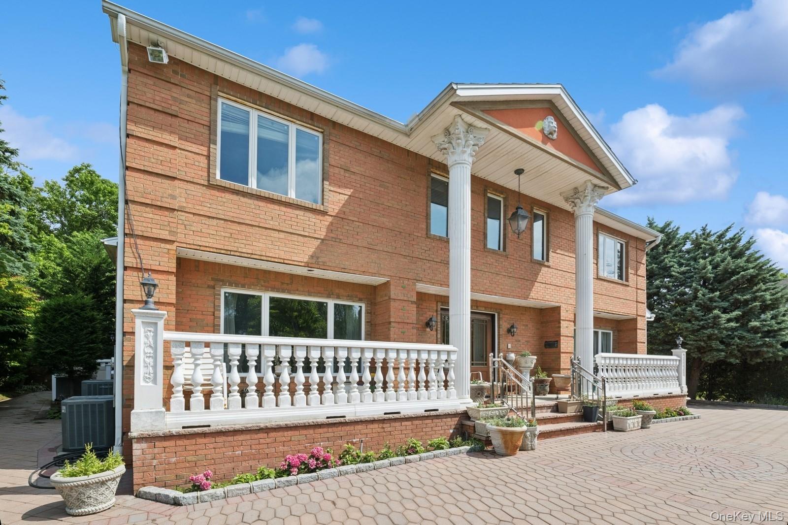 328 W Ivy Hill Road, Woodsburgh, NY 11598