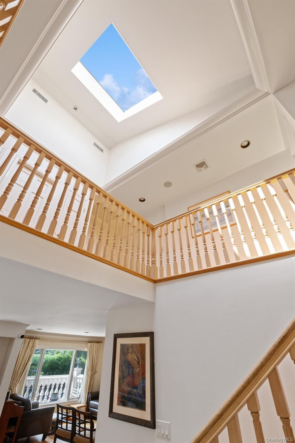 328 W Ivy Hill Road, Woodsburgh, NY 11598