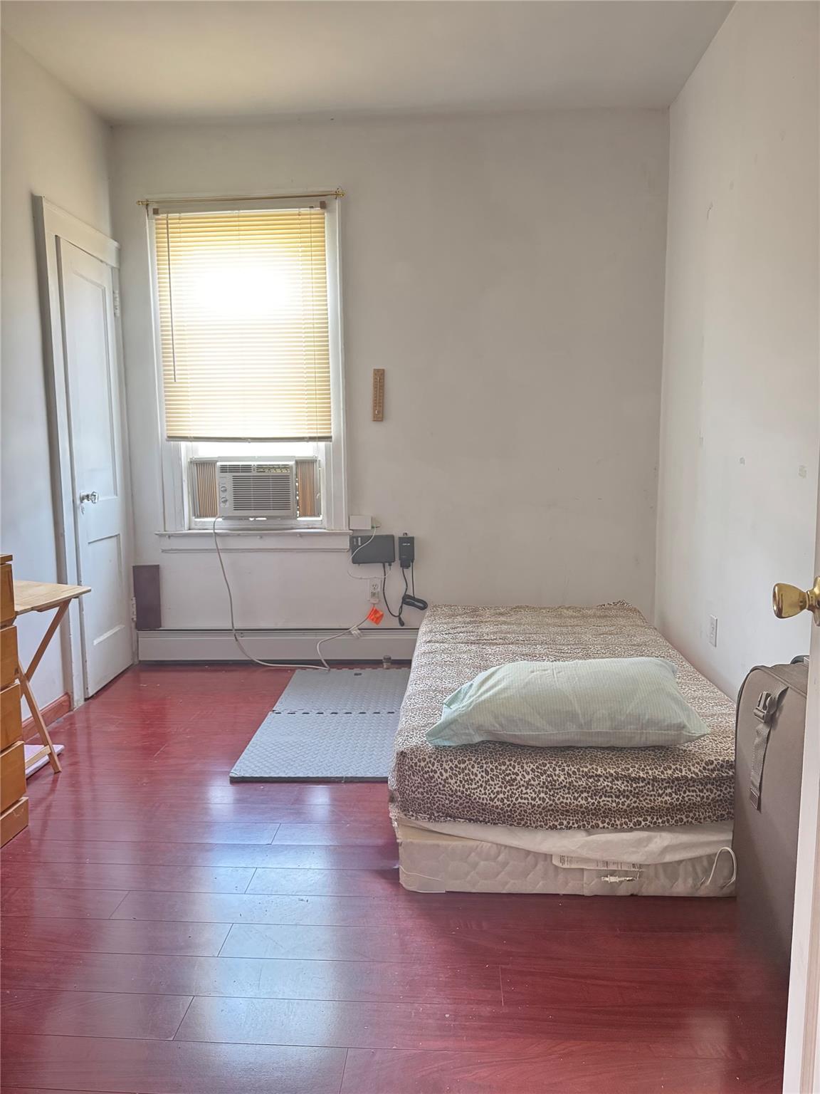 88-16 85th Street, Woodhaven, NY 11421