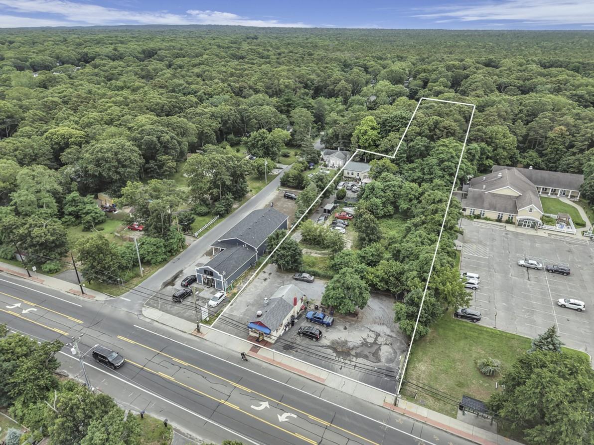 669 Flanders Road, Flanders, NY 11901