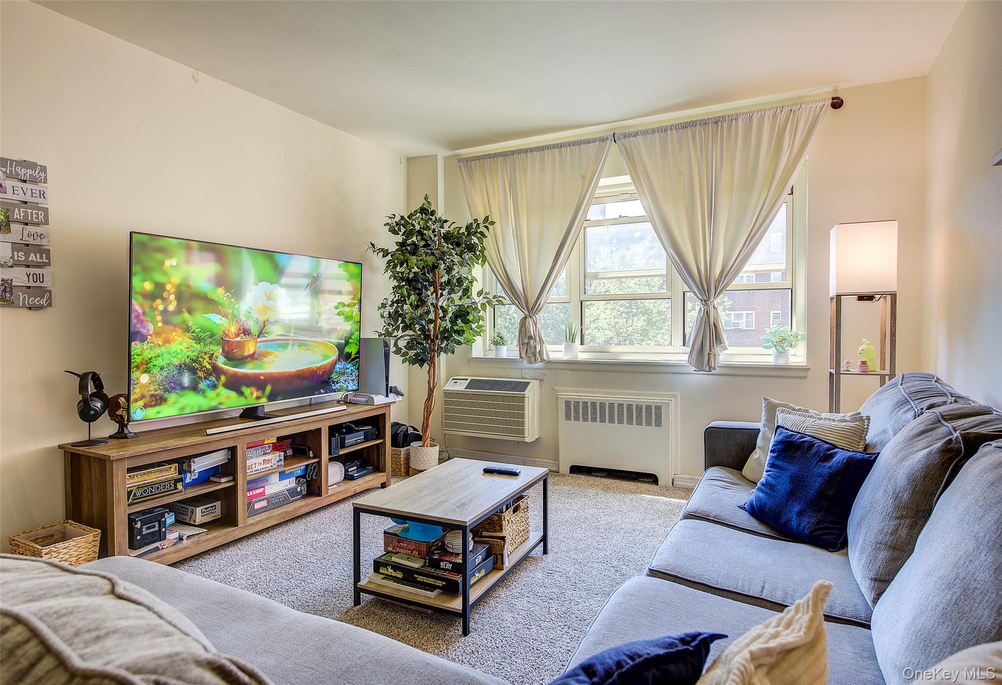 144-60 Gravett Road # 4J, Kew Garden Hills, NY 11367