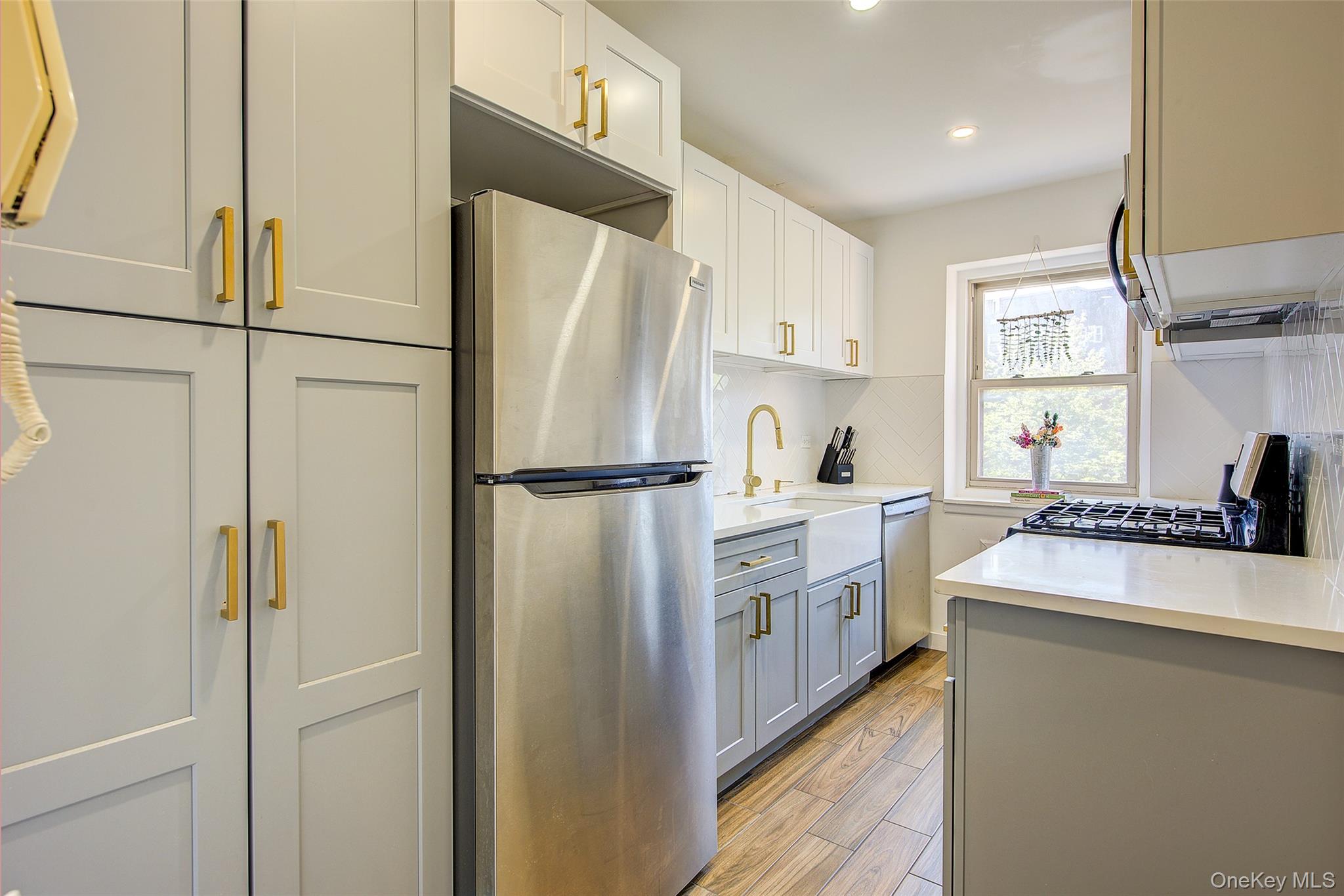 144-60 Gravett Road # 4J, Kew Garden Hills, NY 11367