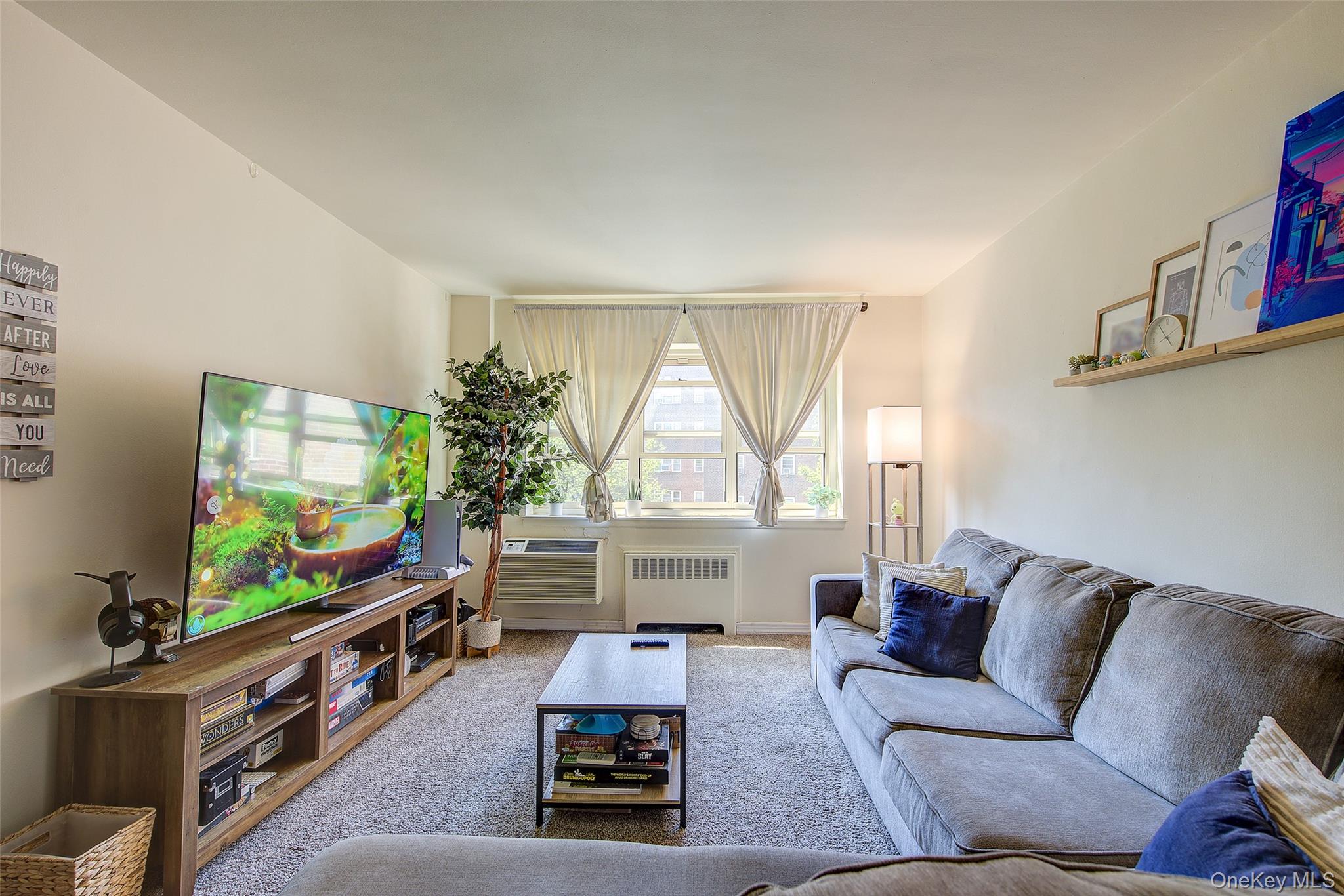 144-60 Gravett Road # 4J, Kew Garden Hills, NY 11367