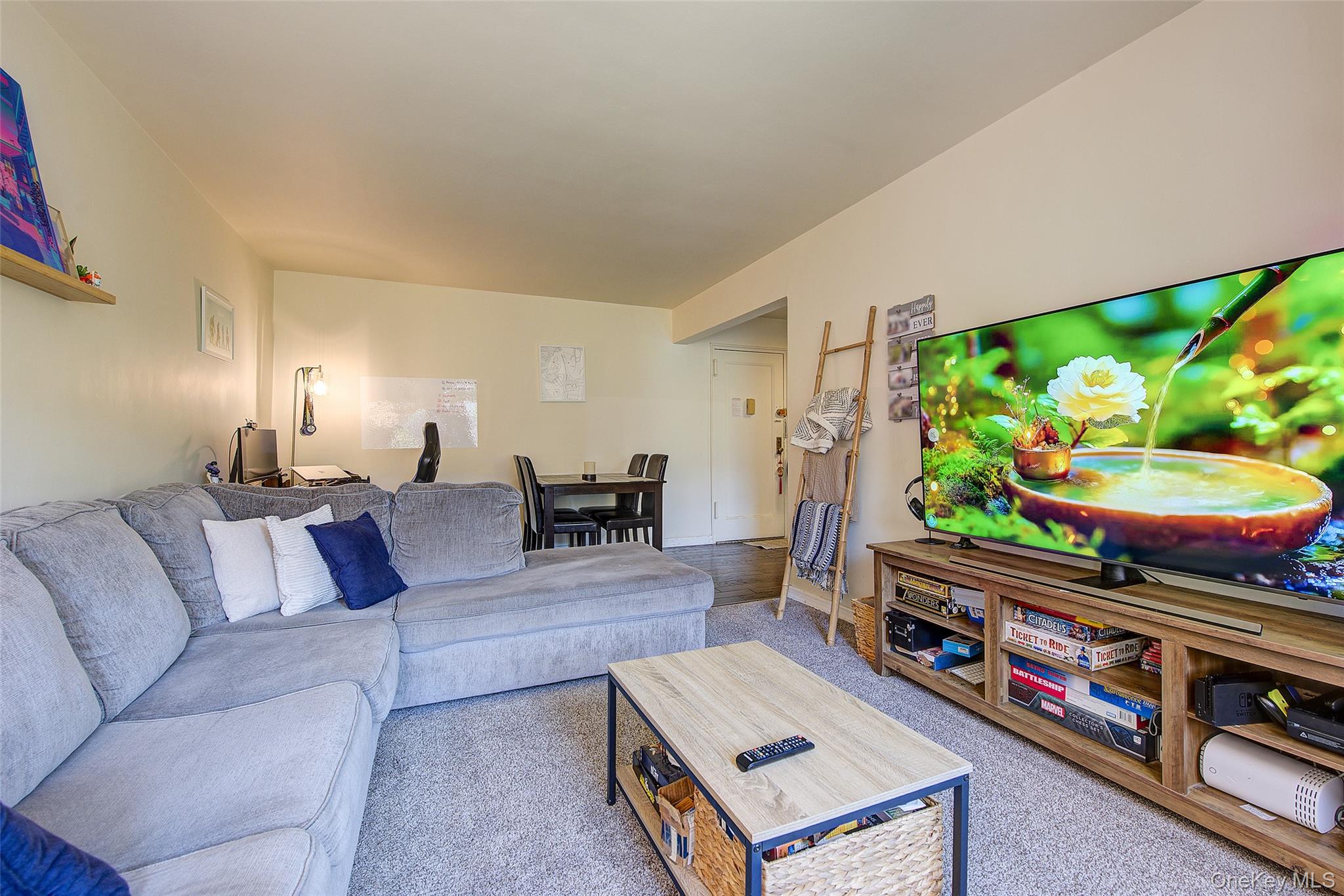 144-60 Gravett Road # 4J, Kew Garden Hills, NY 11367