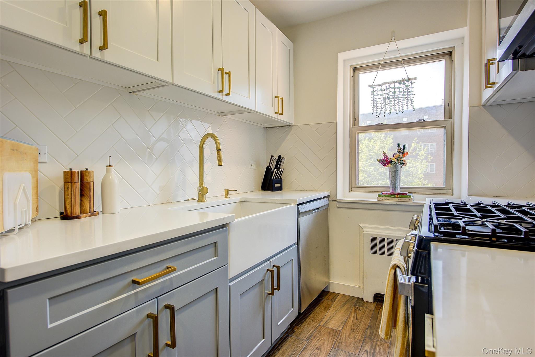 144-60 Gravett Road # 4J, Kew Garden Hills, NY 11367