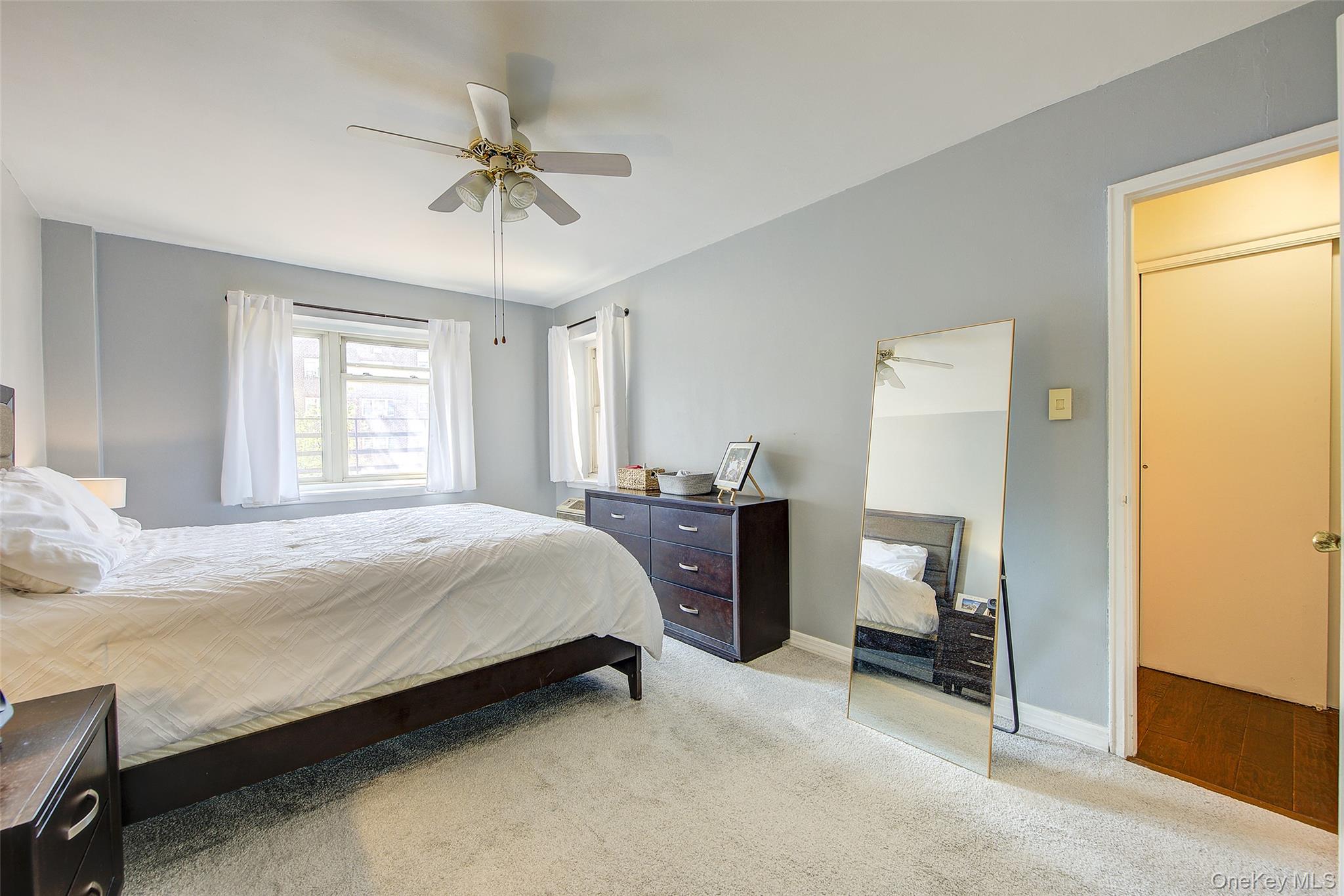 144-60 Gravett Road # 4J, Kew Garden Hills, NY 11367