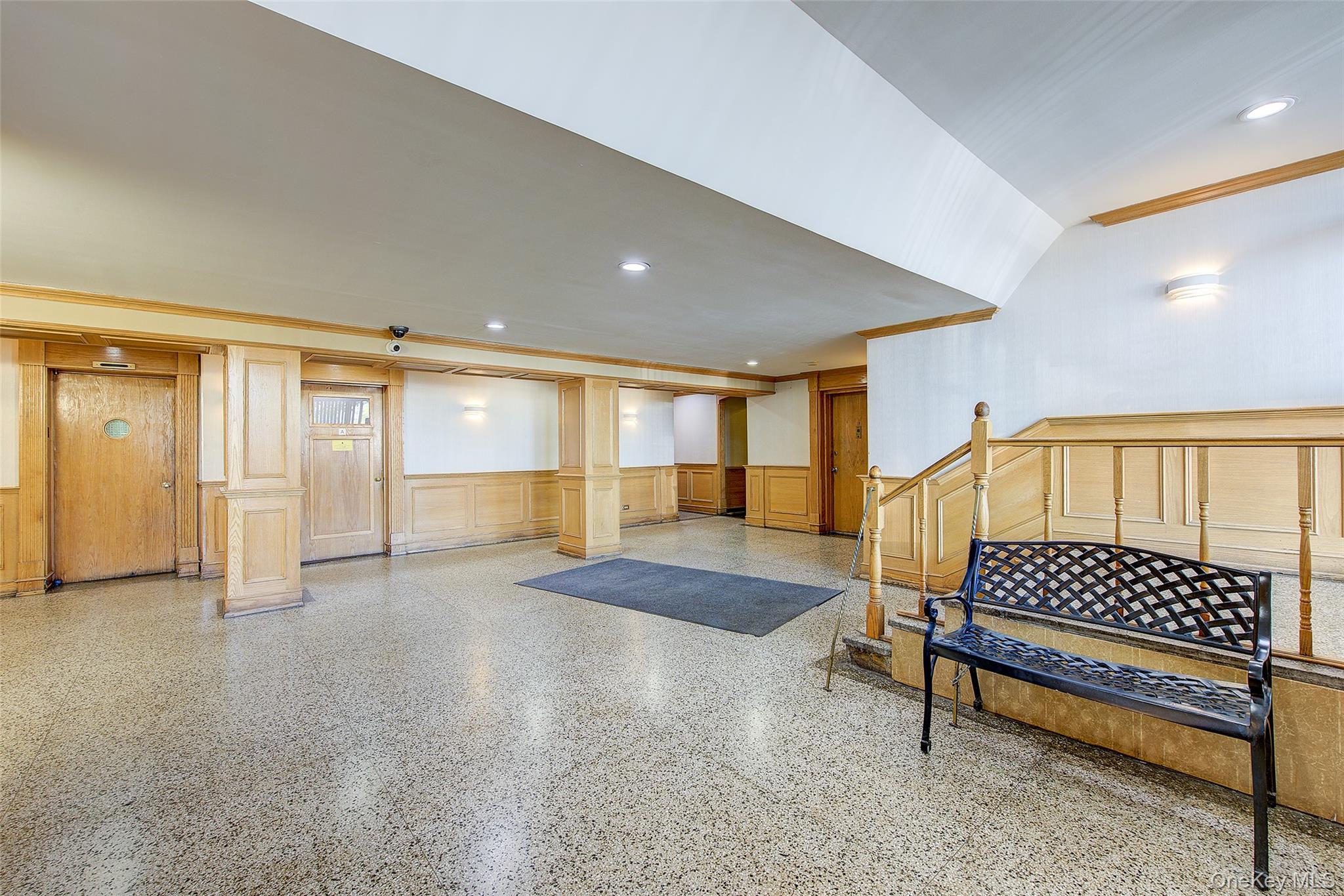 144-60 Gravett Road # 4J, Kew Garden Hills, NY 11367