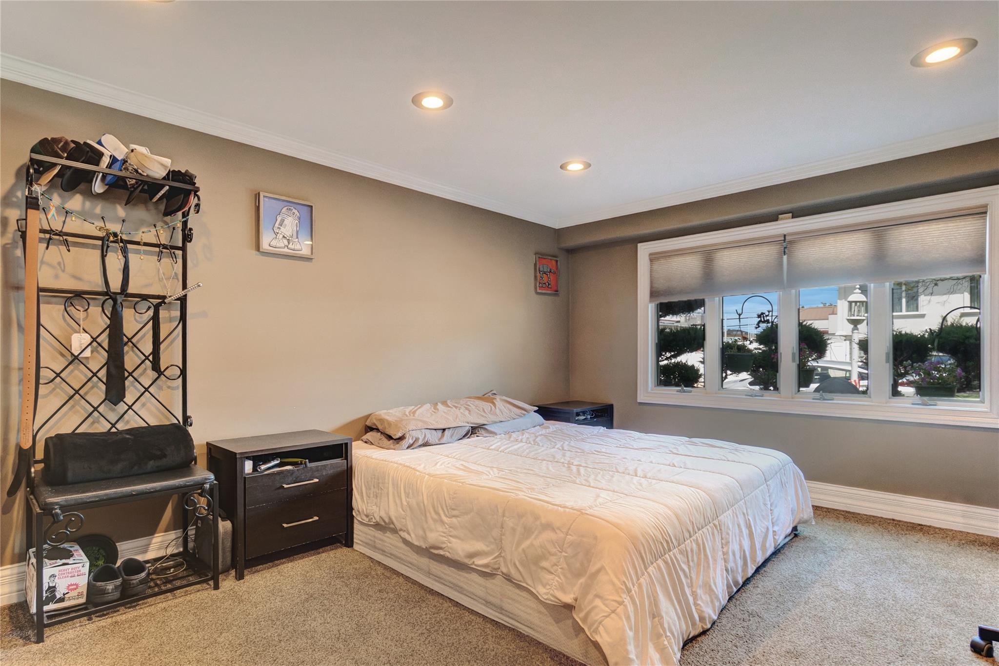 15916 92nd Street, Howard Beach, NY 11414