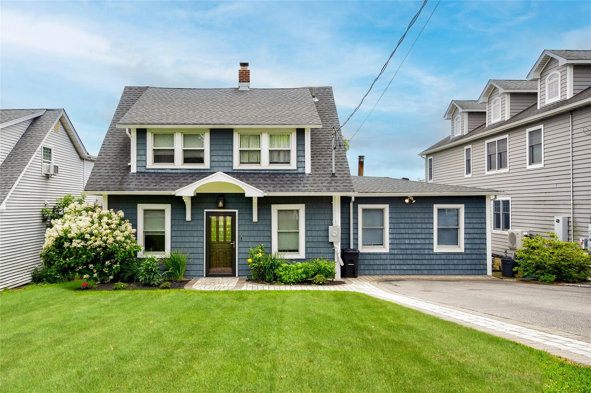 21 Hillside Avenue, Northport, NY 11768