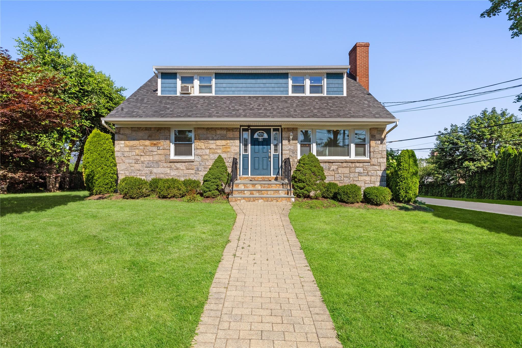 69 Park Avenue, West Harrison, NY 10604