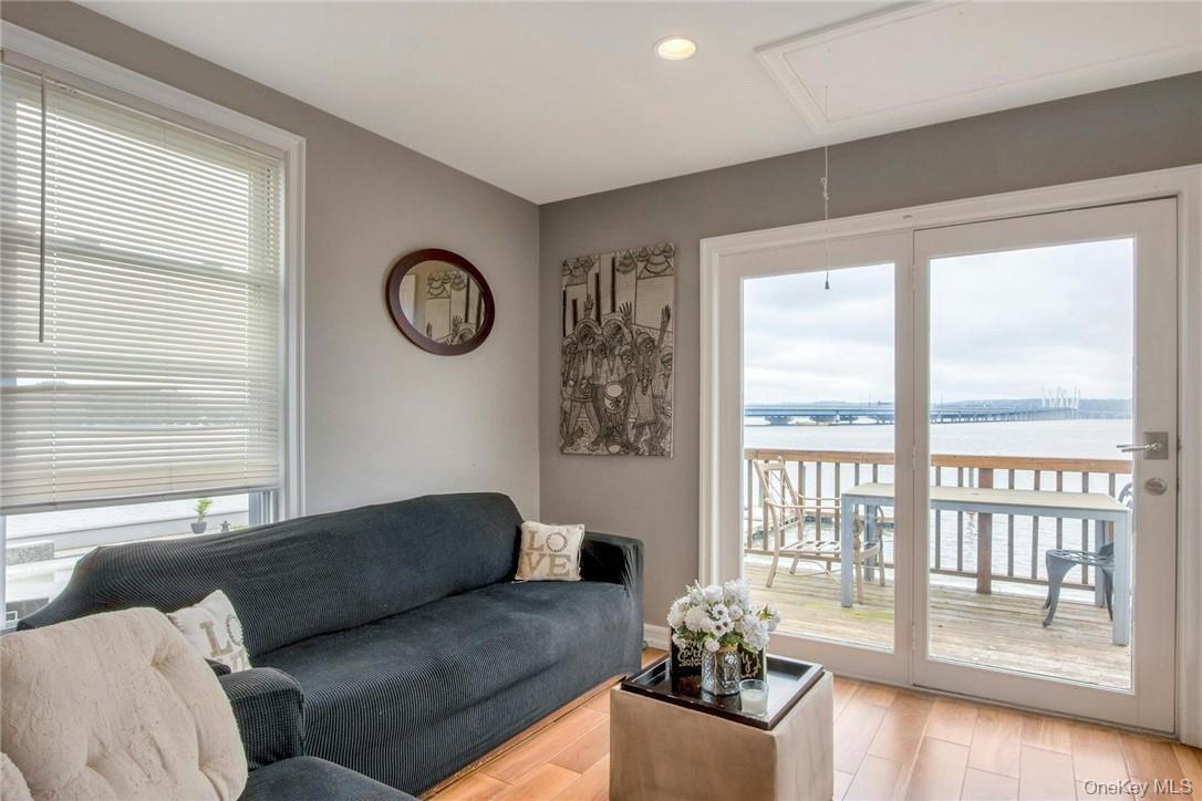 74 River Road, Nyack, NY 10960