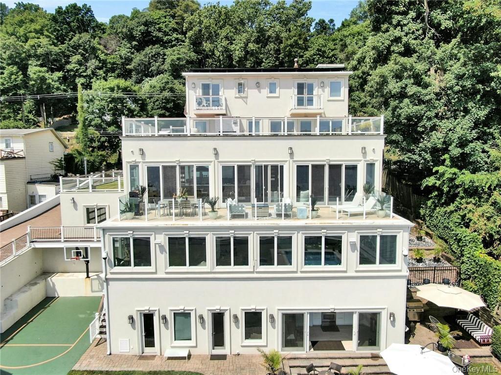 74 River Road, Nyack, NY 10960