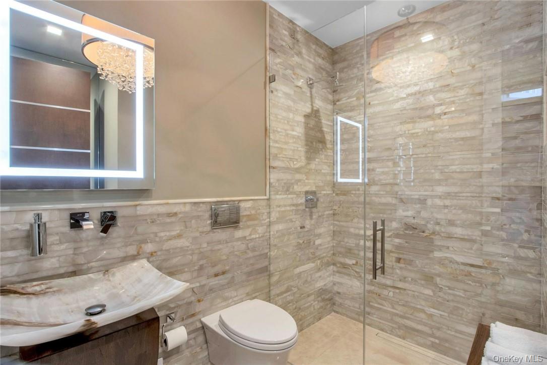 74 River Road, Nyack, NY 10960