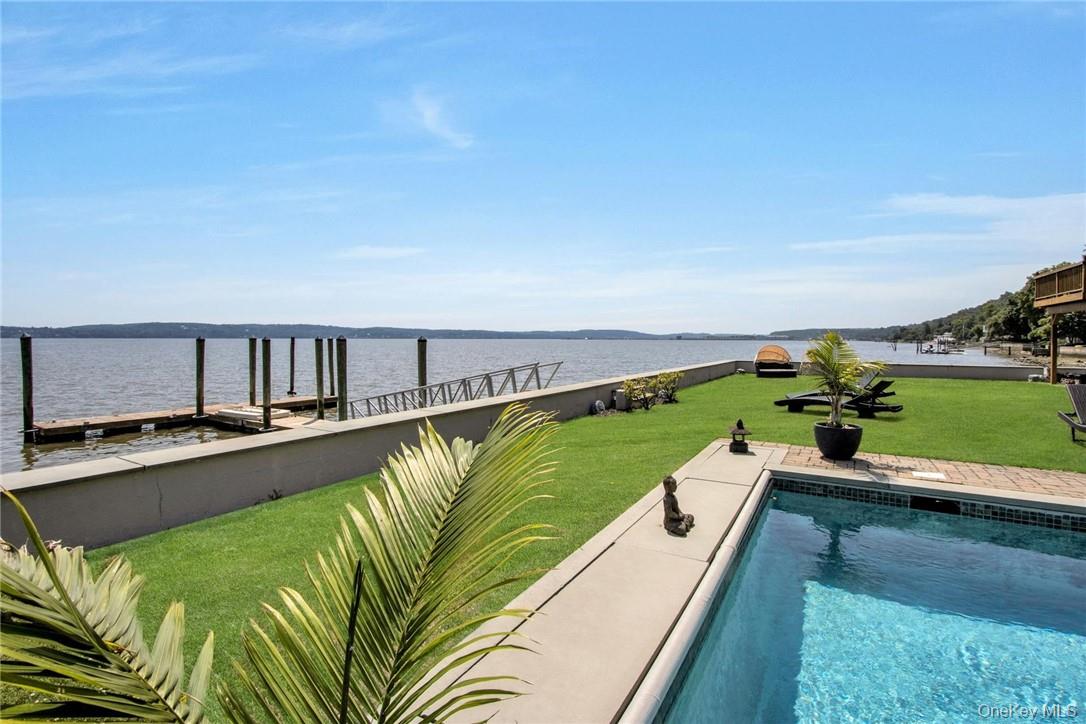 74 River Road, Nyack, NY 10960