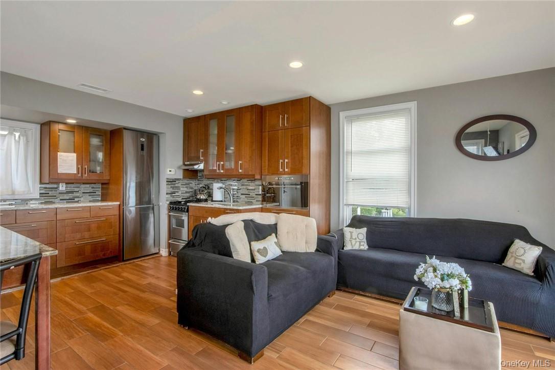 74 River Road, Nyack, NY 10960