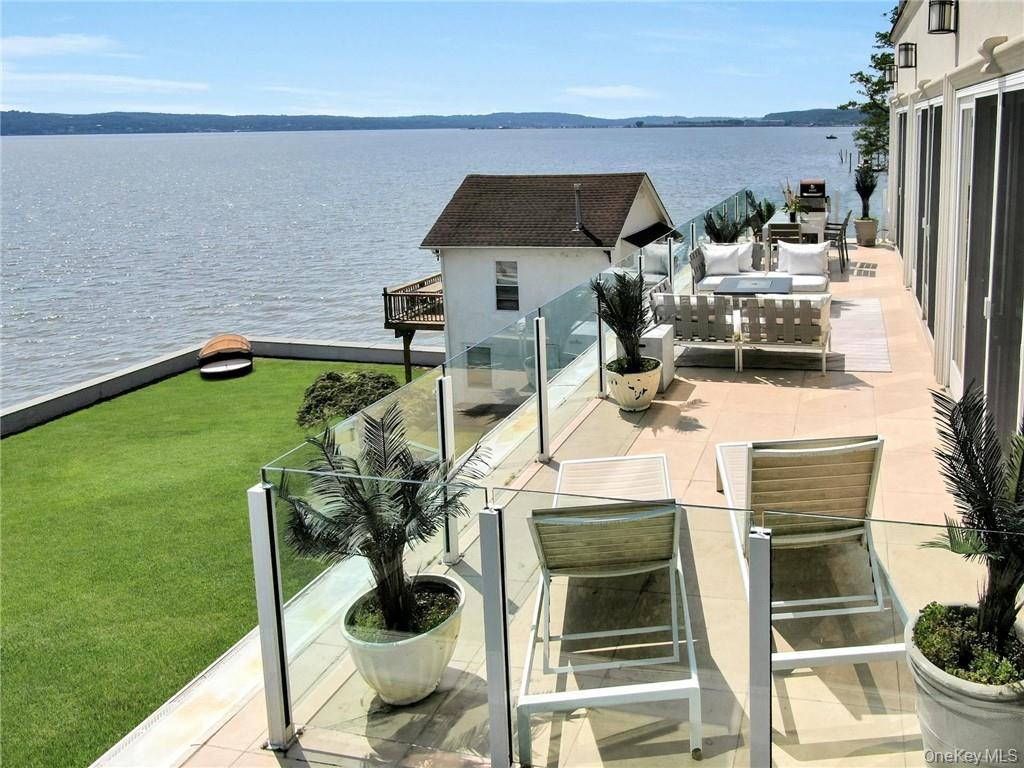 74 River Road, Nyack, NY 10960