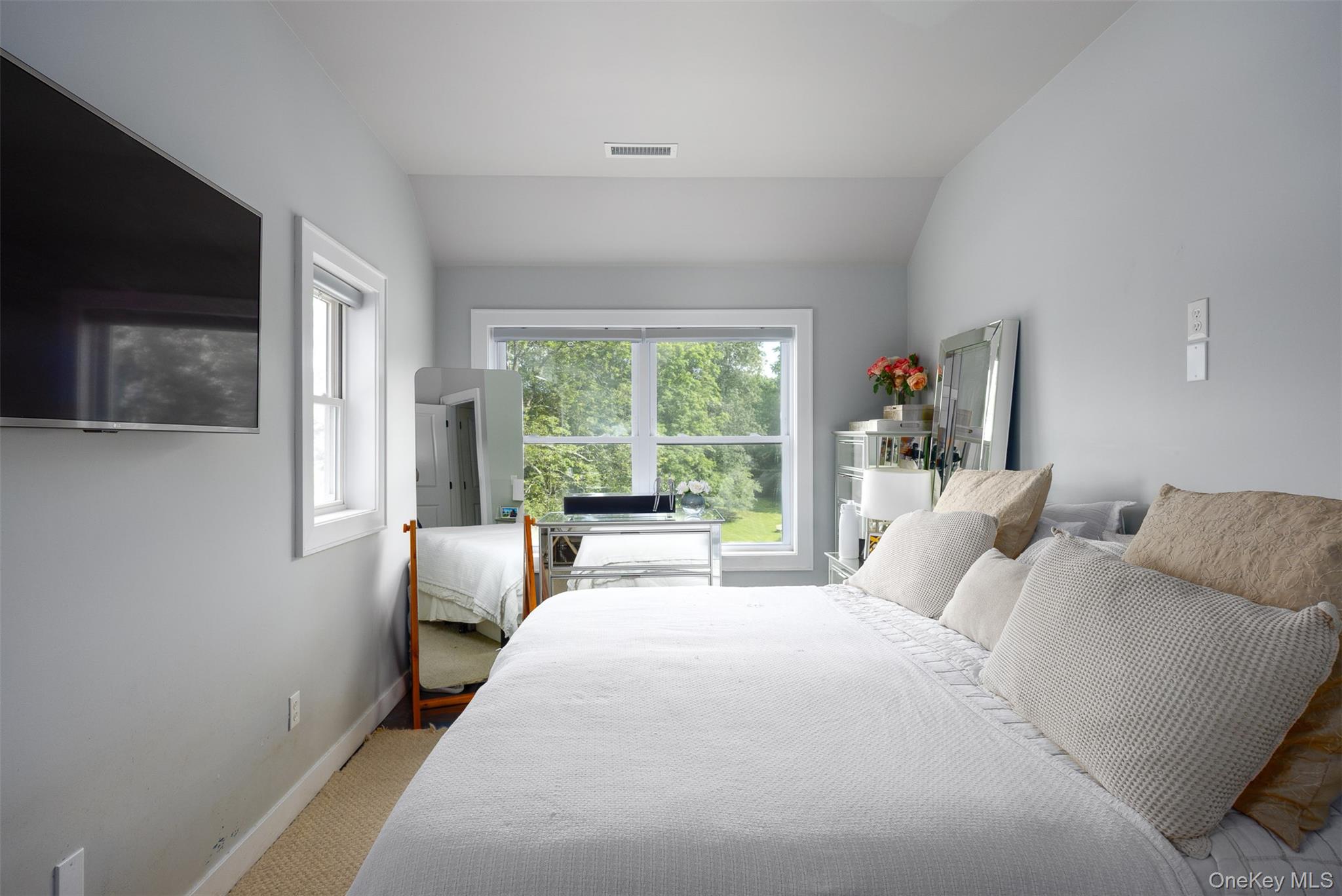 401 Woodmont Road, Hopewell Junction, NY 12533