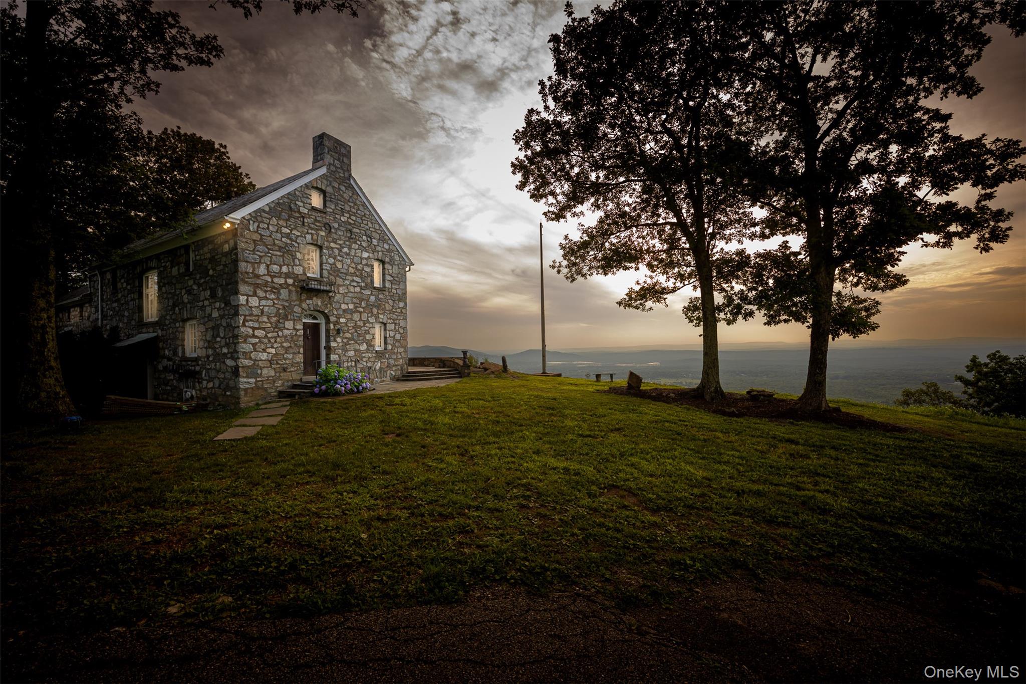 401 Woodmont Road, Hopewell Junction, NY 12533