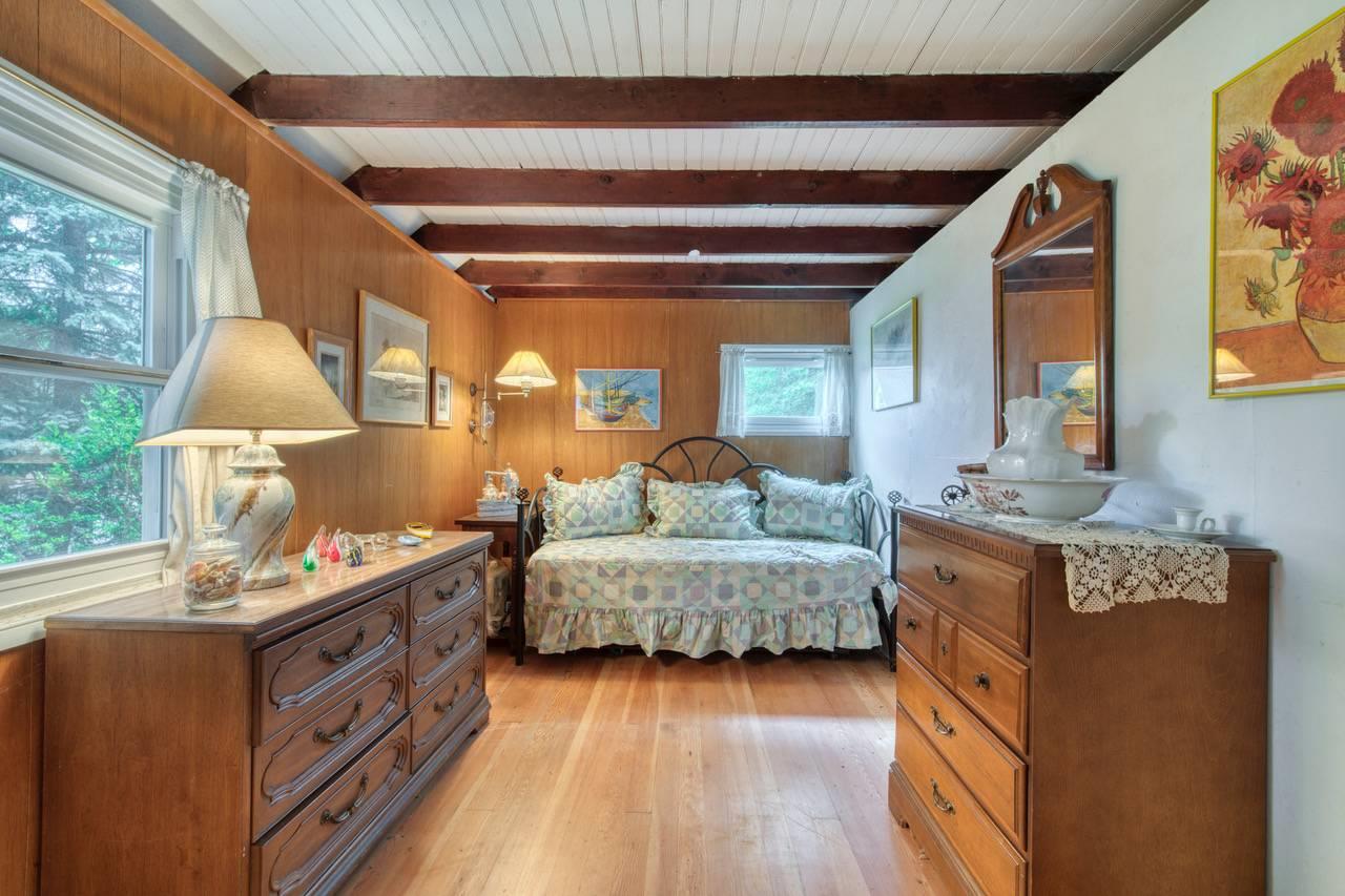 43 Treasure Road, Riverhead, NY 11901