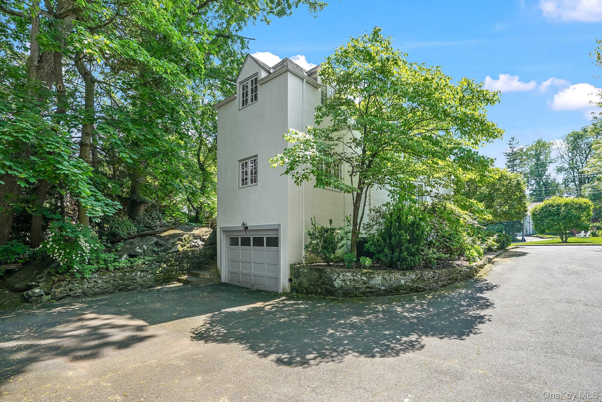 4 Villa Lane, Larchmont, NY 10538