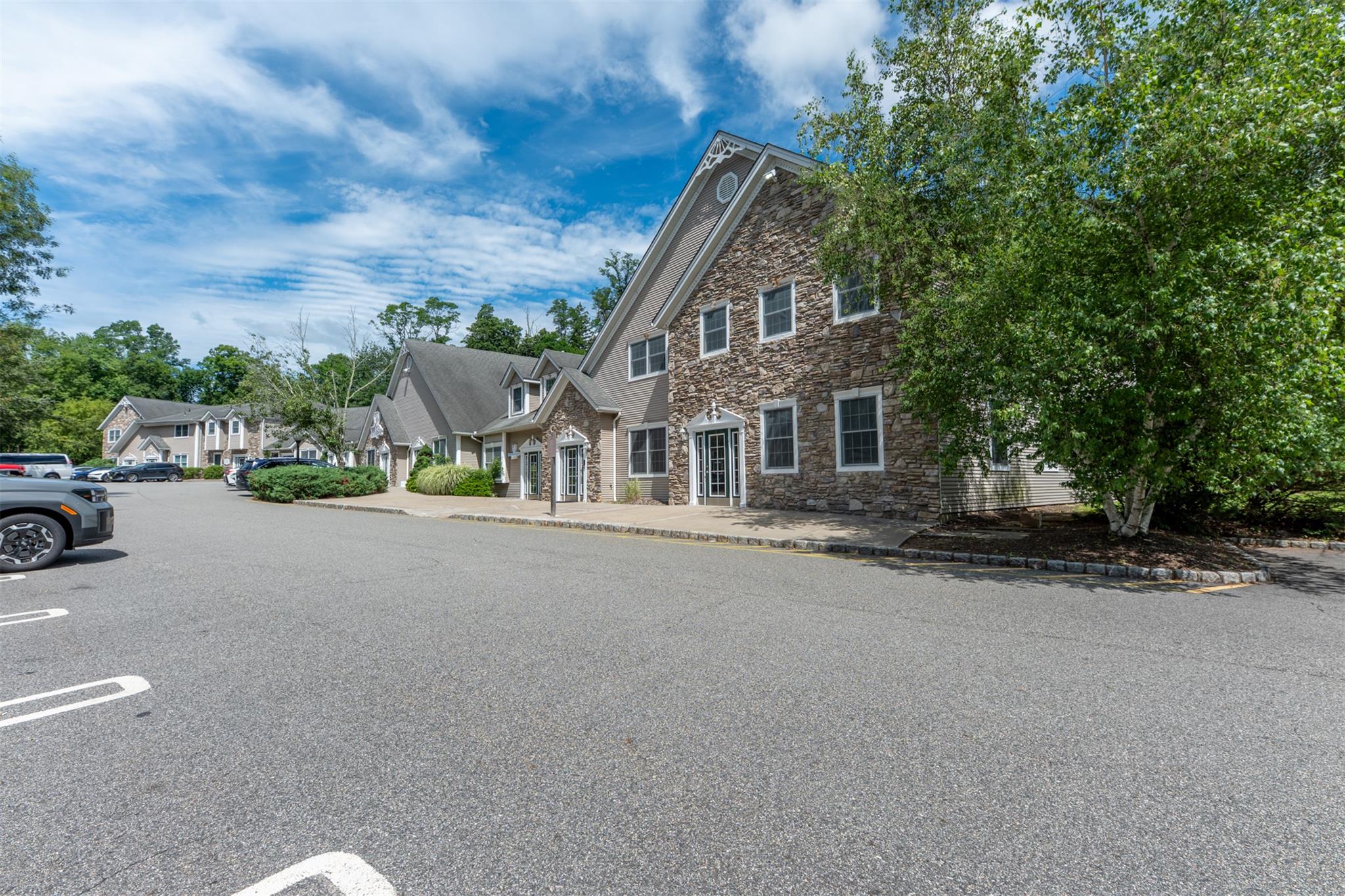 1540 US-202 # 1C, Pomona, NY 10970