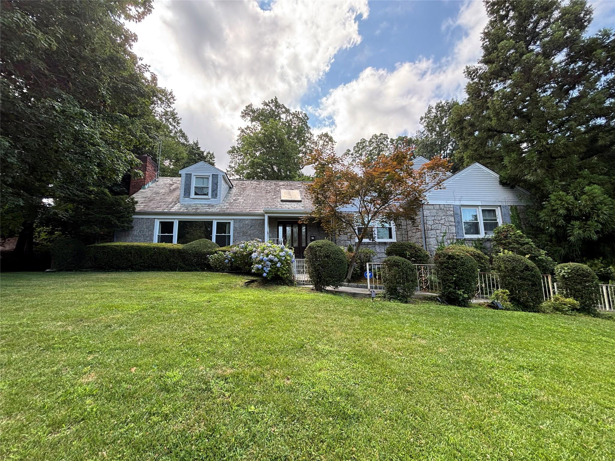 13 Laurel Drive, Great Neck, NY 11021