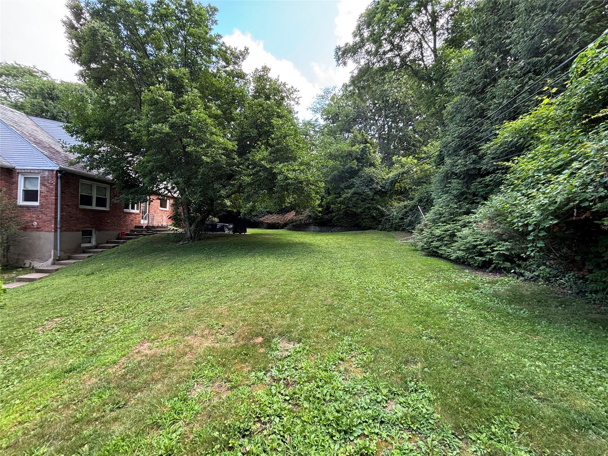 13 Laurel Drive, Great Neck, NY 11021