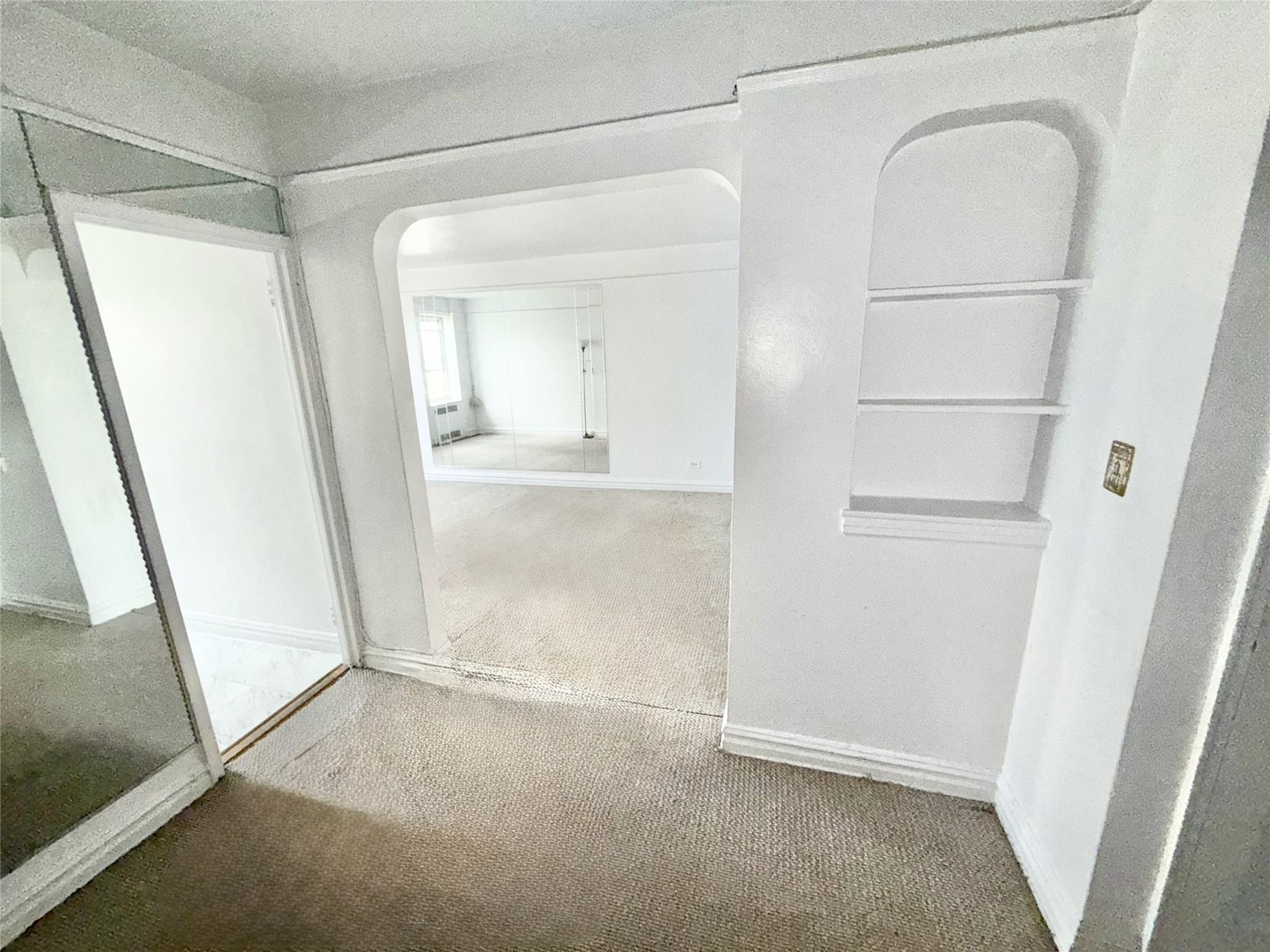 61-41 Saunders Street # B44, Rego Park, NY 11374