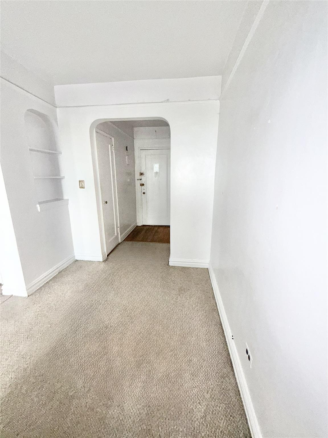 61-41 Saunders Street # B44, Rego Park, NY 11374