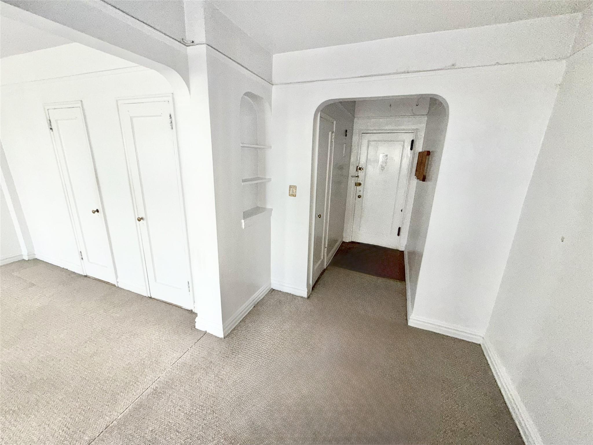 61-41 Saunders Street # B44, Rego Park, NY 11374