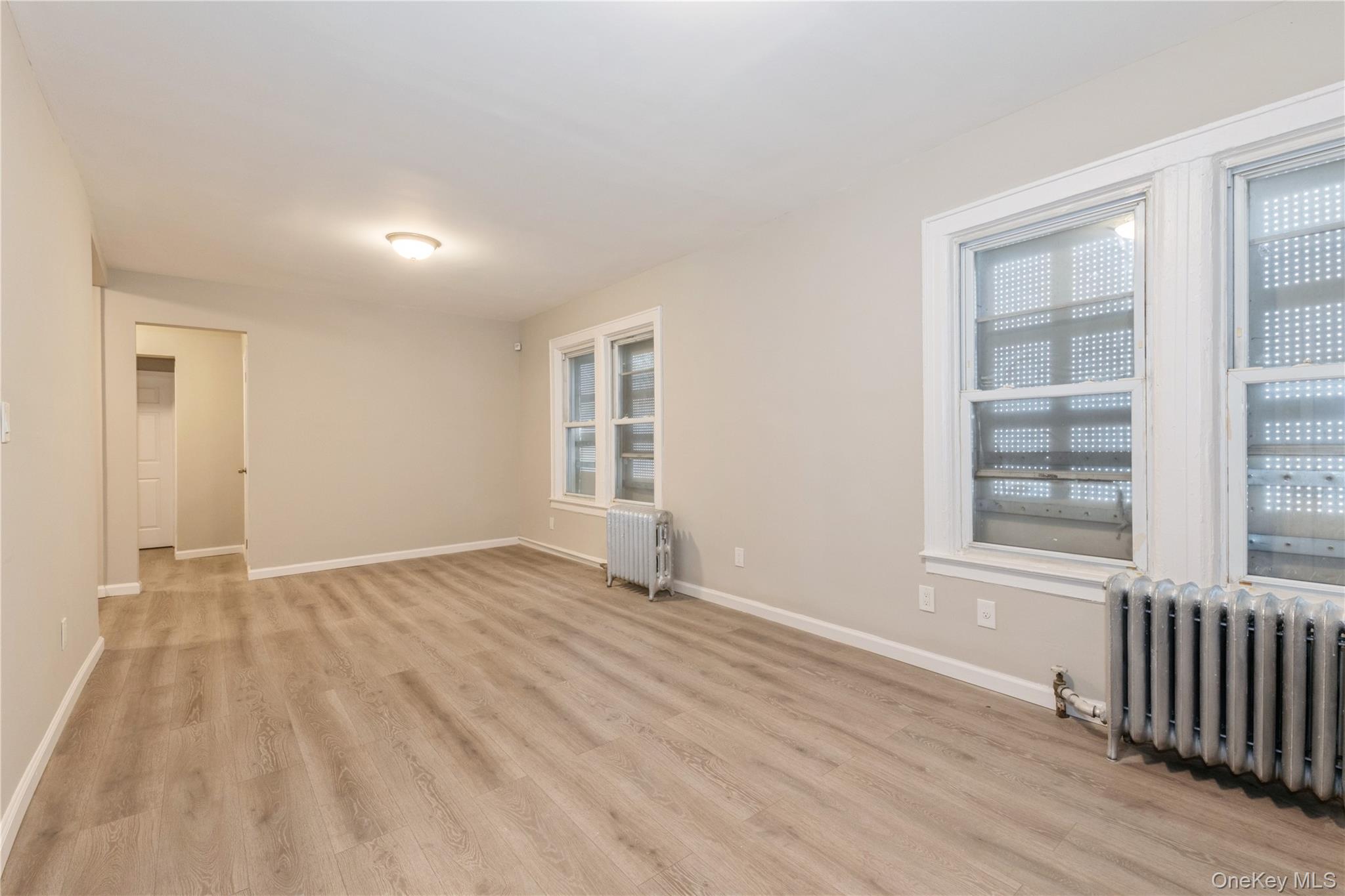 194-56 Murdock Avenue, Saint Albans, NY 11412