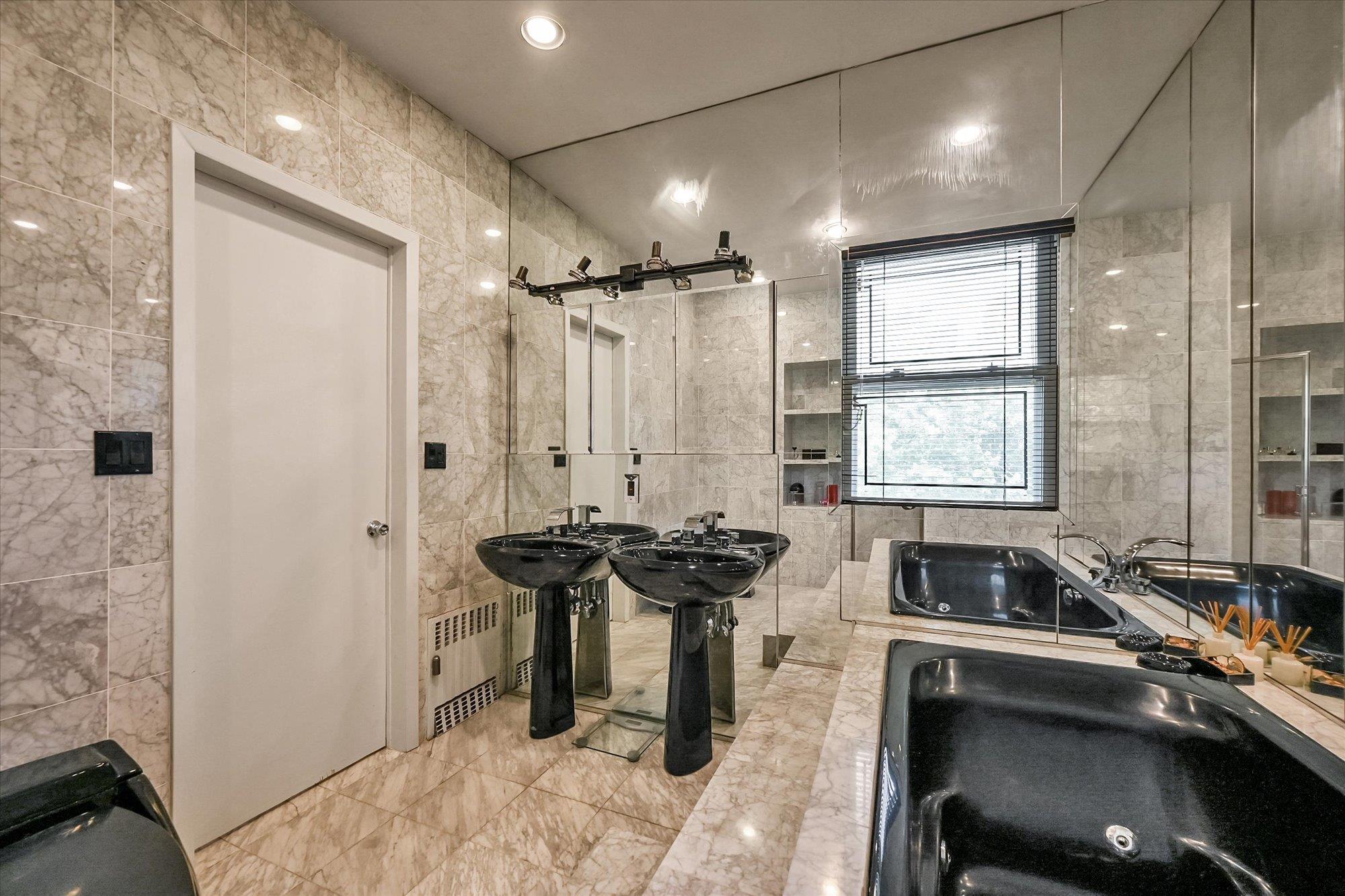 115 Central Avenue, Lawrence, NY 11559