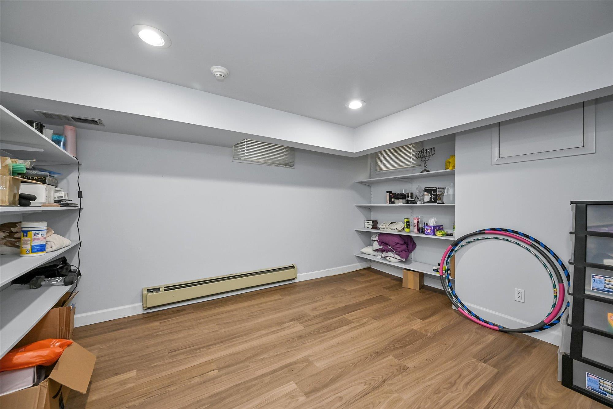 115 Central Avenue, Lawrence, NY 11559