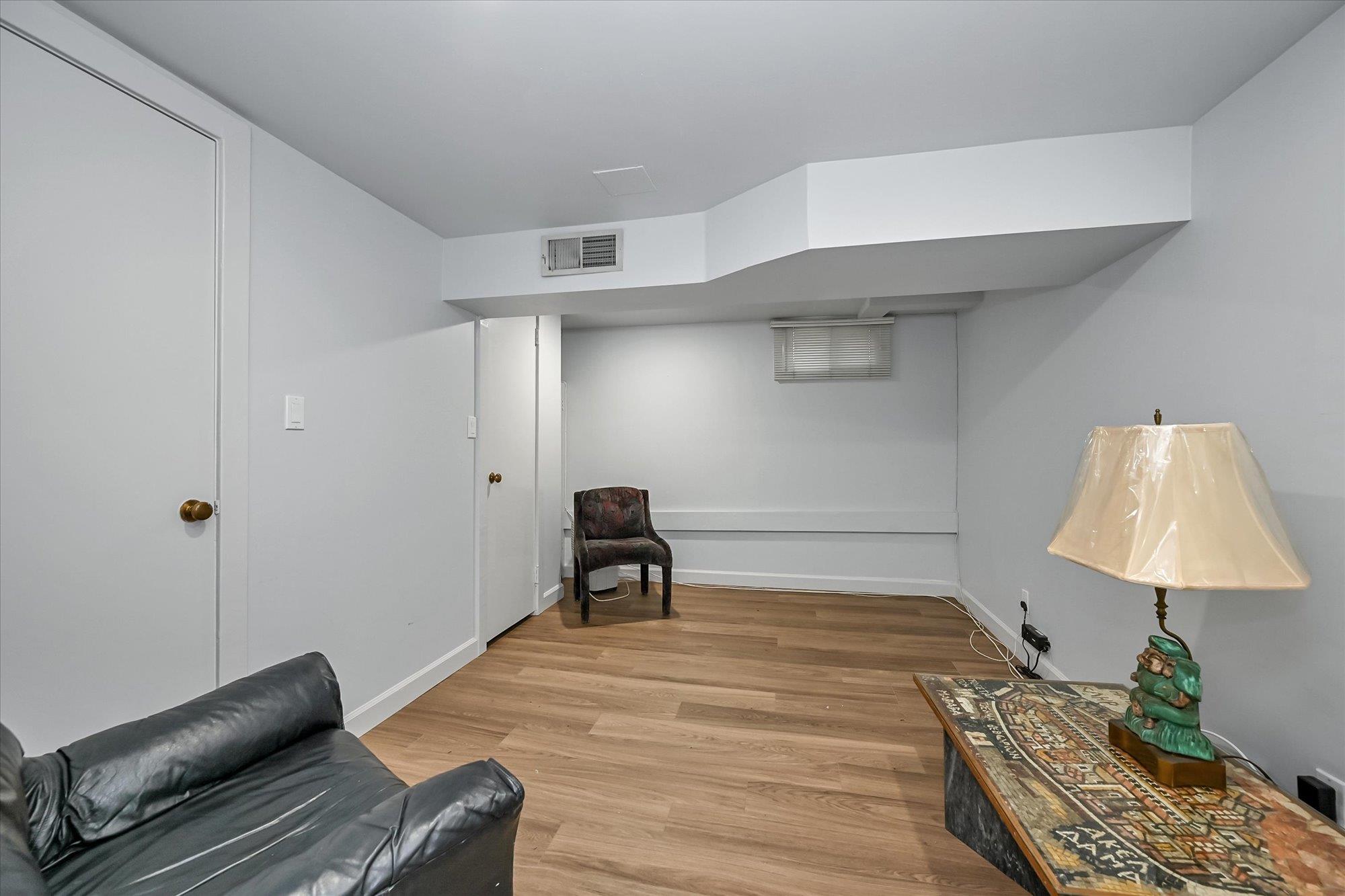 115 Central Avenue, Lawrence, NY 11559