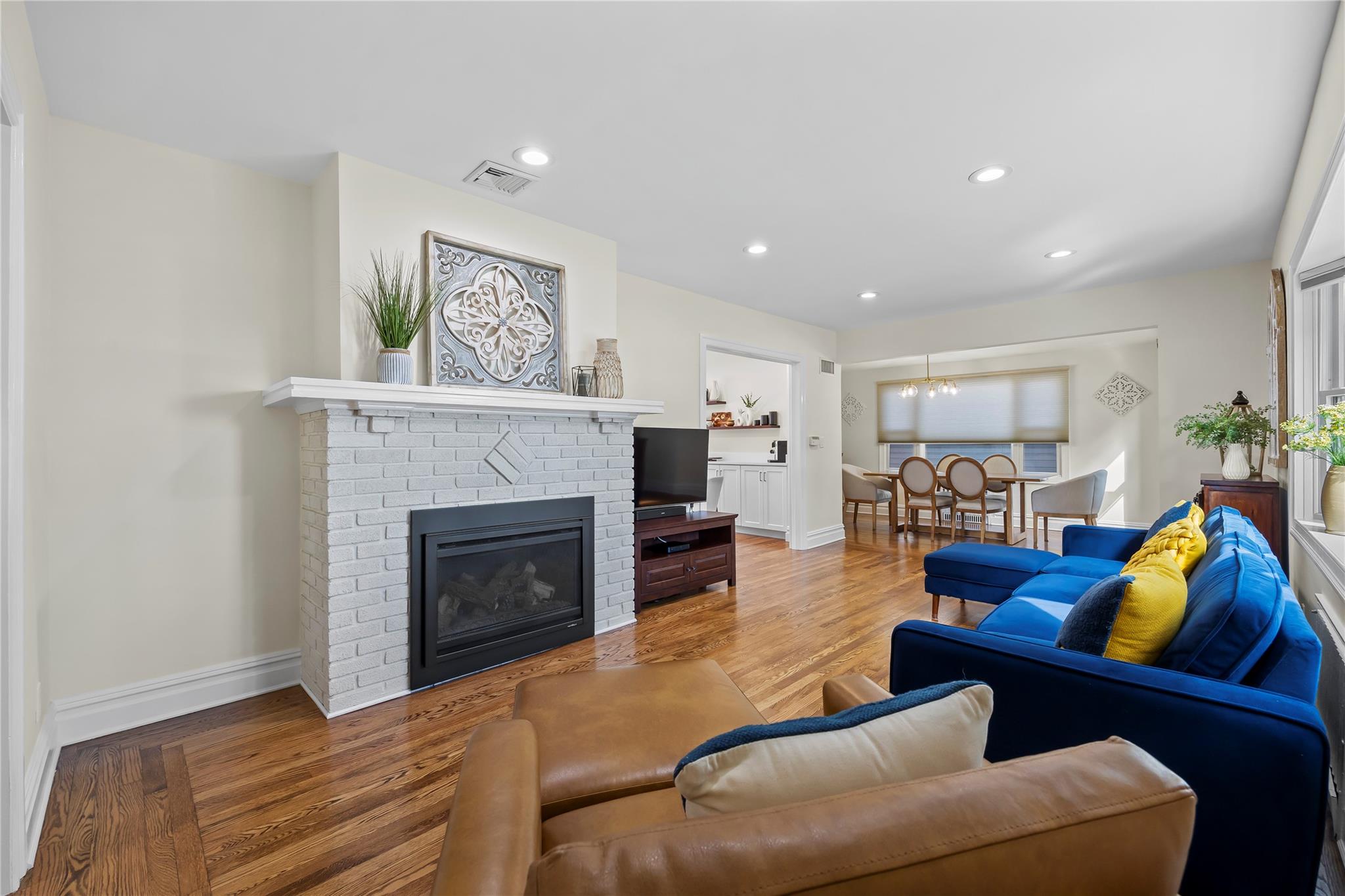 45-26 Zion Street, Little Neck, NY 11362