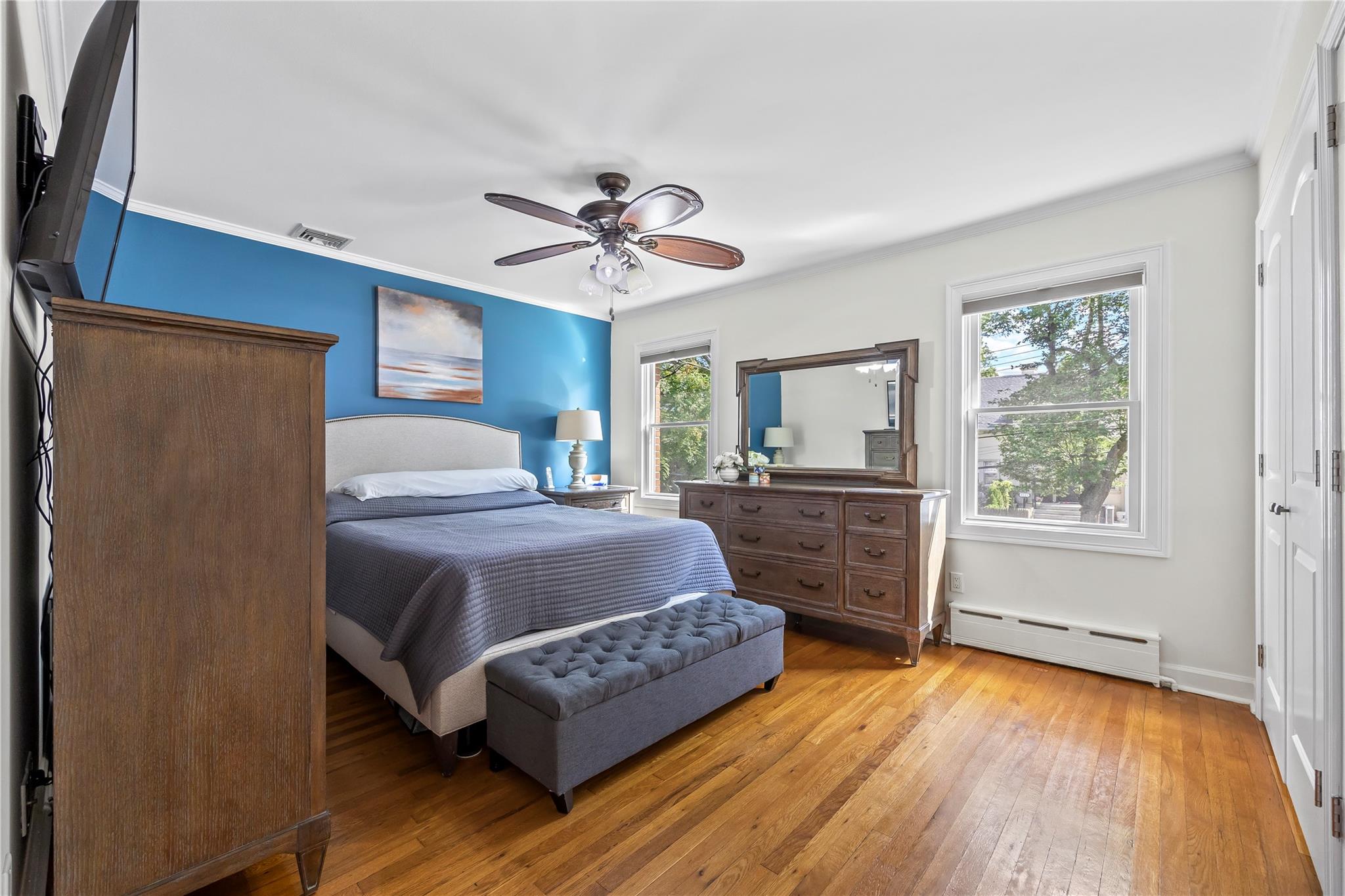 45-26 Zion Street, Little Neck, NY 11362