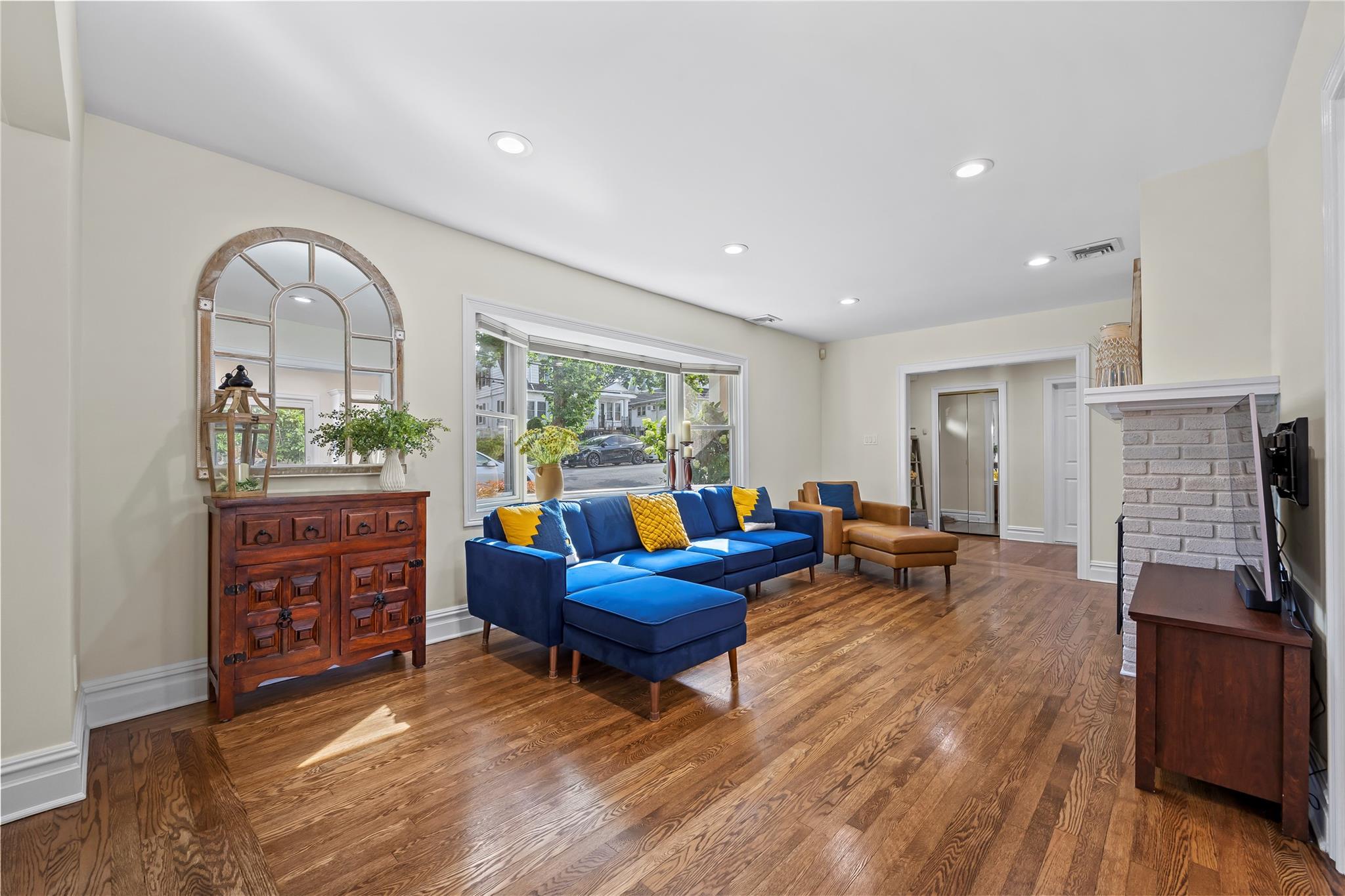 45-26 Zion Street, Little Neck, NY 11362