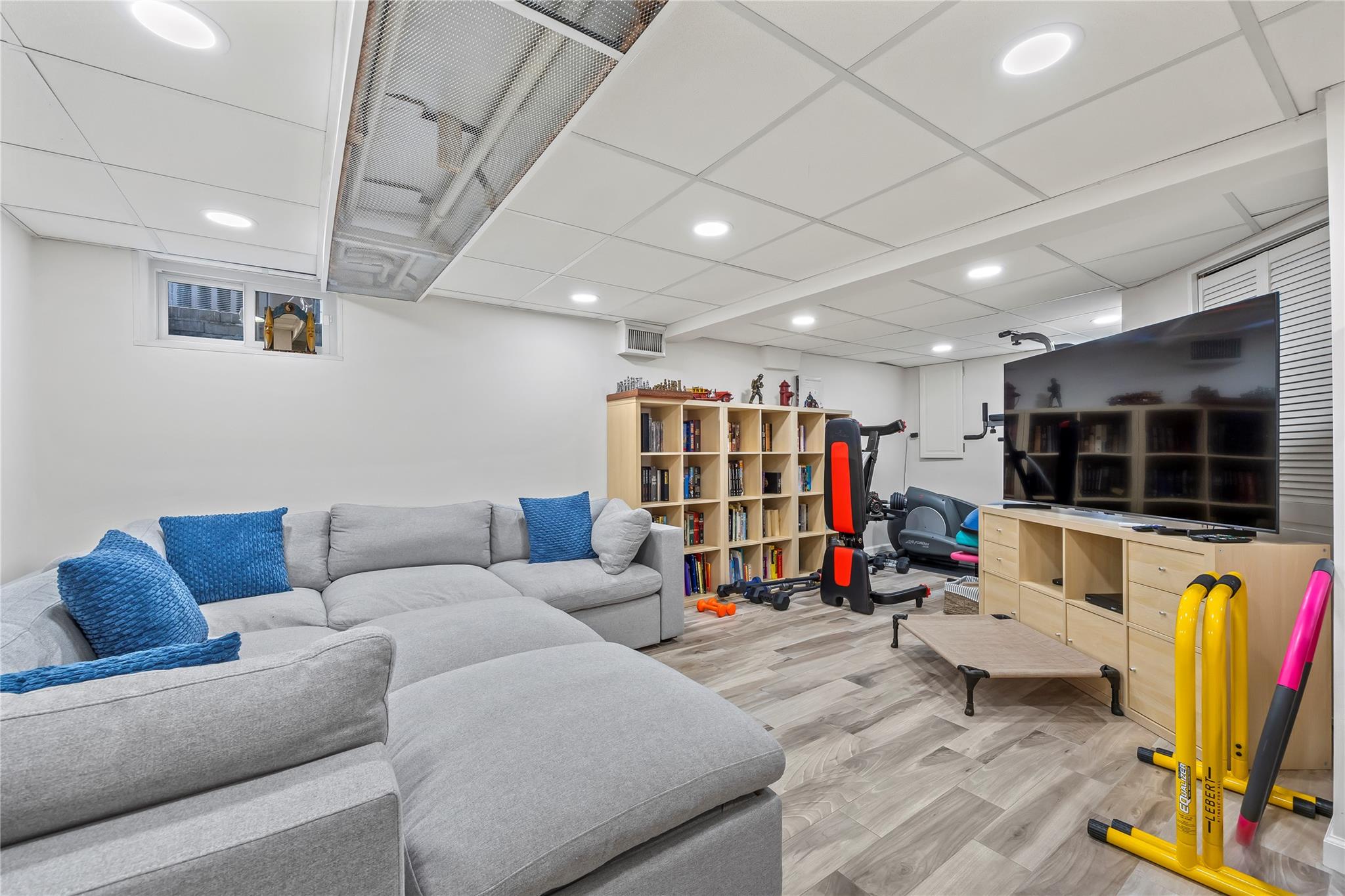 45-26 Zion Street, Little Neck, NY 11362