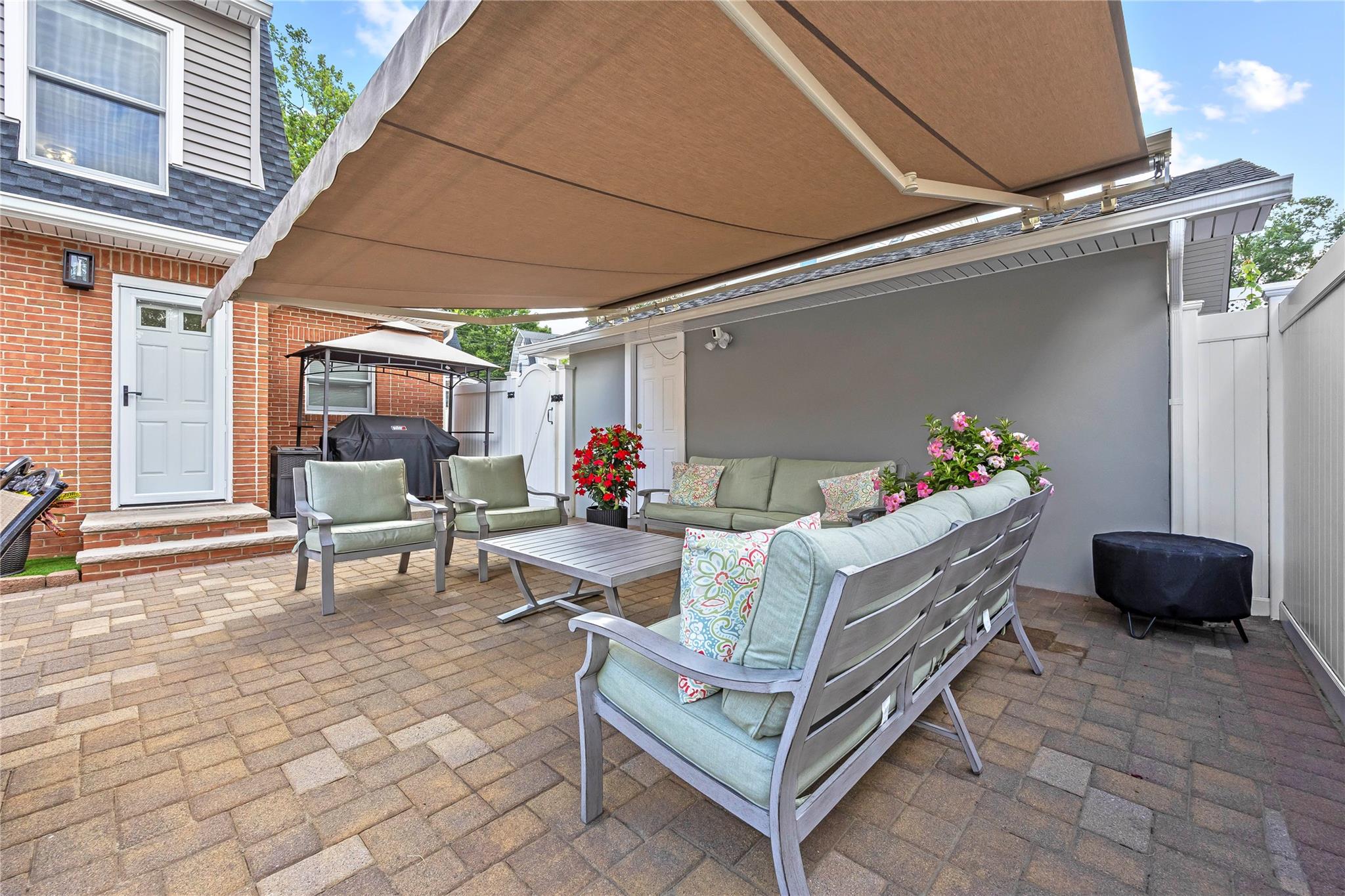 45-26 Zion Street, Little Neck, NY 11362