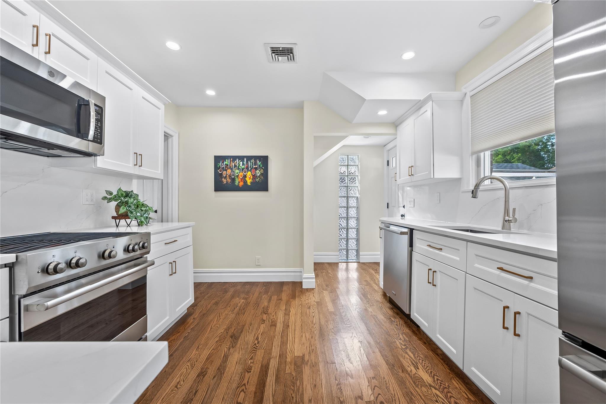 45-26 Zion Street, Little Neck, NY 11362