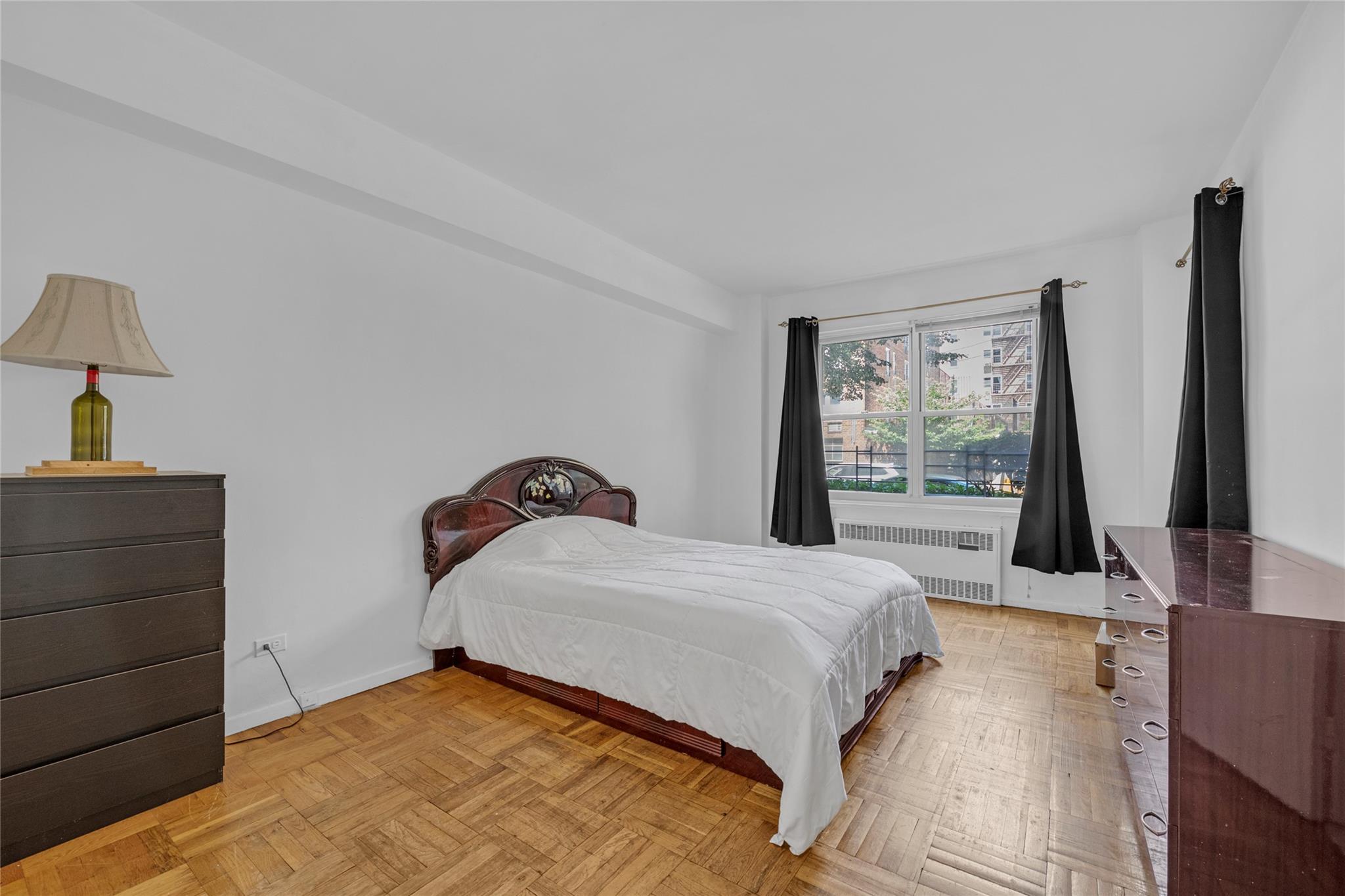 110-20 71st Road # 114, Forest Hills, NY 11375